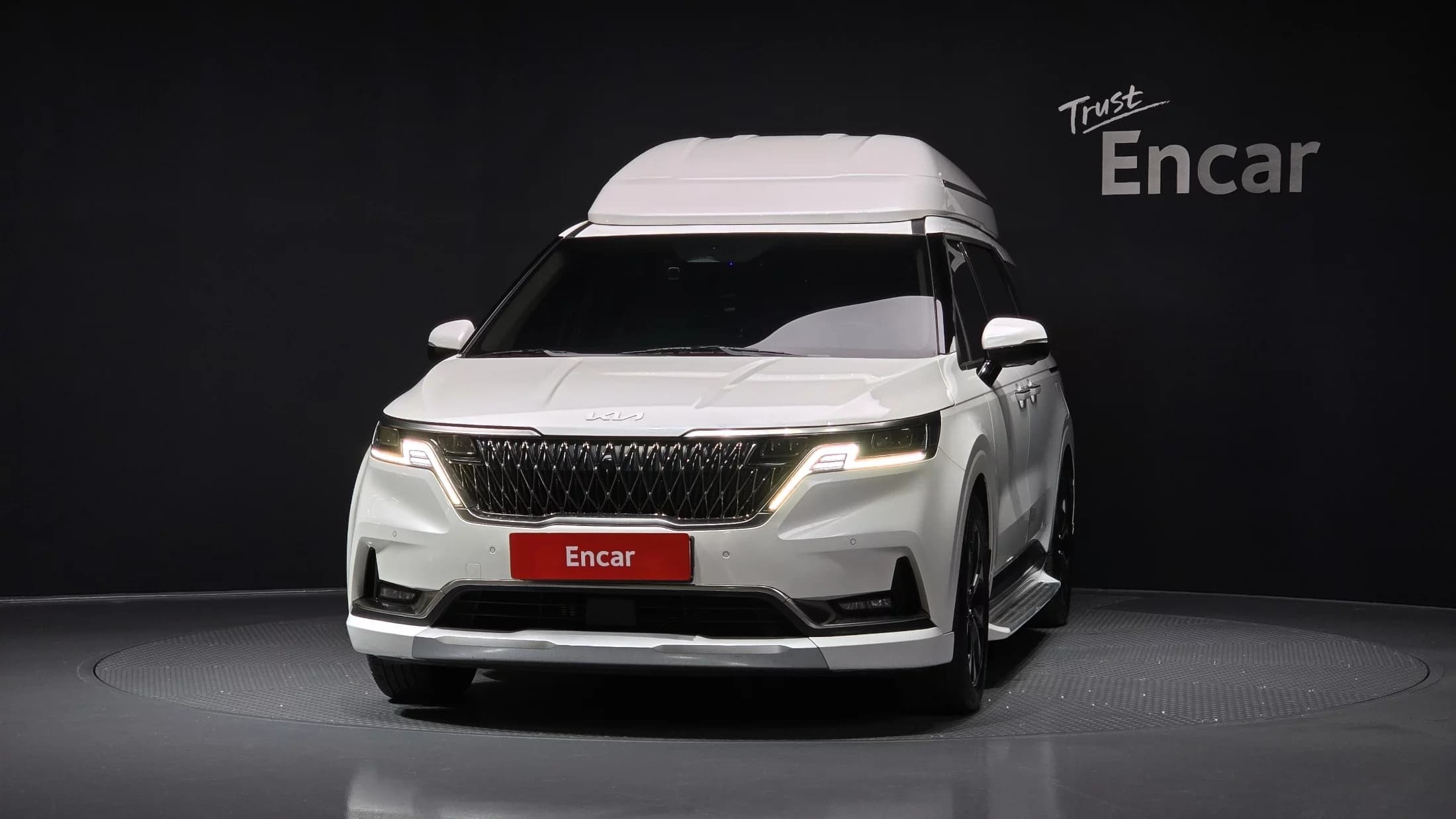 Kia Carnival Gasoline 4-Seater Hi-Limousine Signature, 2022 г. 126674 км. — фото 3
