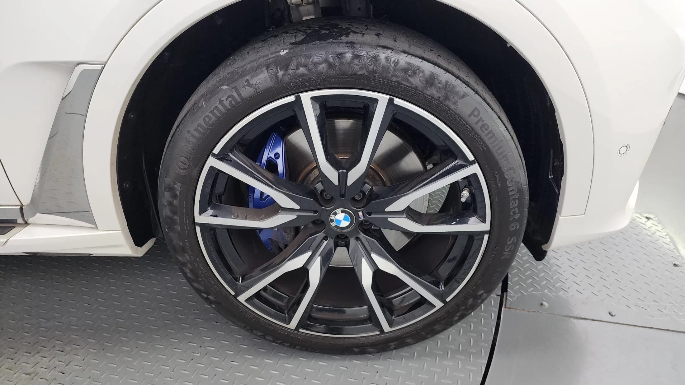 BMW X7 xDrive 40i M Sport 6STR, 2021 г. 78868 км. — фото 5