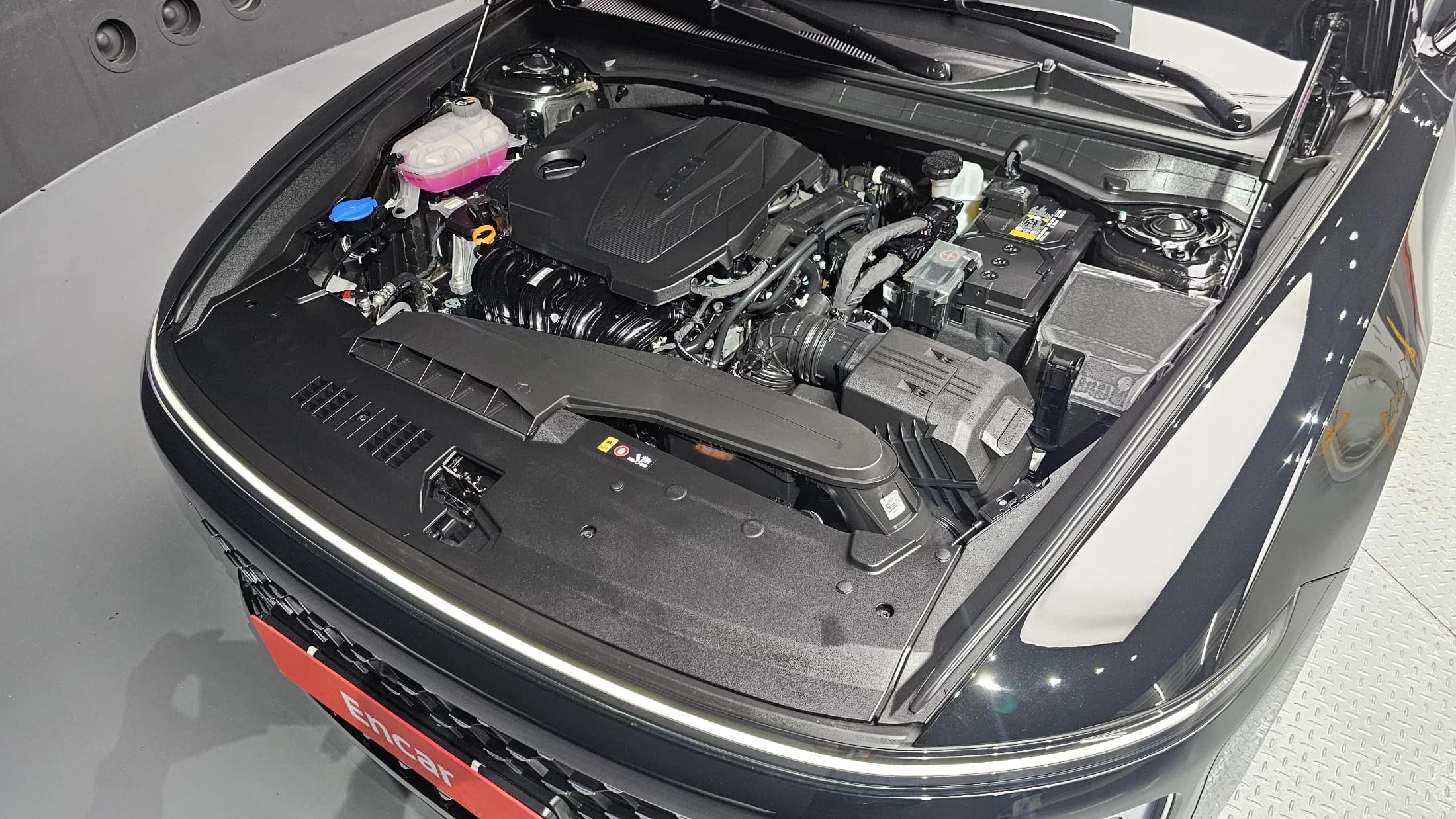 Hyundai Grandeur 2,5 Gasoline 2WD Exclusive, 2025 г. 9774 км. — фото 6