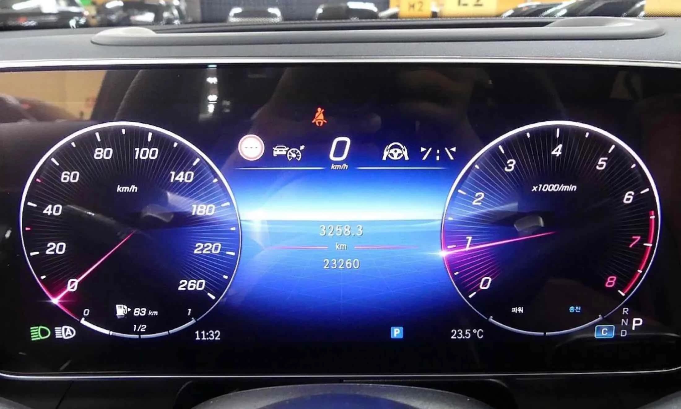 Mercedes-Benz GLC-Class GLC300 4MATIC AMG Line, 2023 г. 23145 км. — фото 6