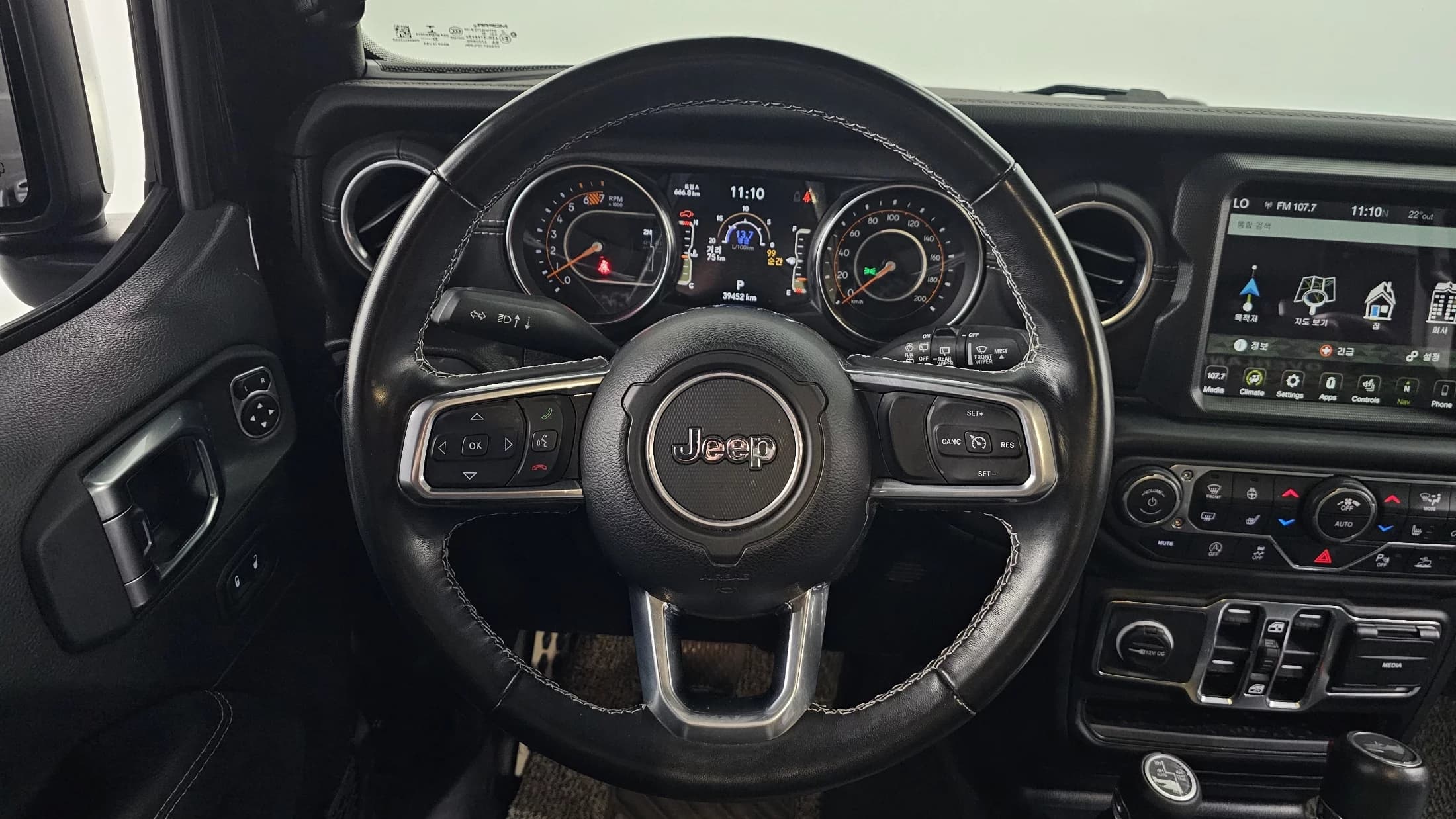 Jeep WRANGLER 2.0 Overland 4Door, 2023 г. 39555 км. — фото 13