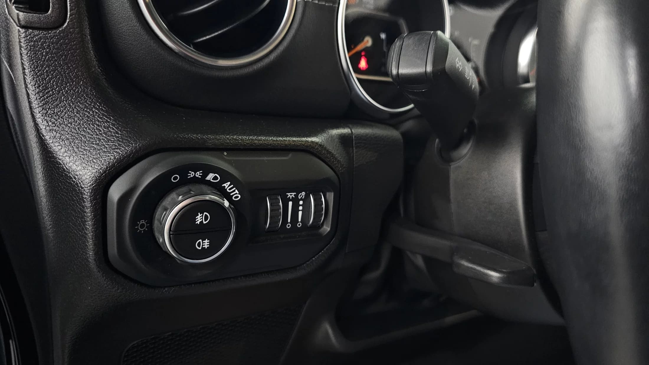 Jeep WRANGLER 2.0 Overland 4Door, 2023 г. 39555 км. — фото 14