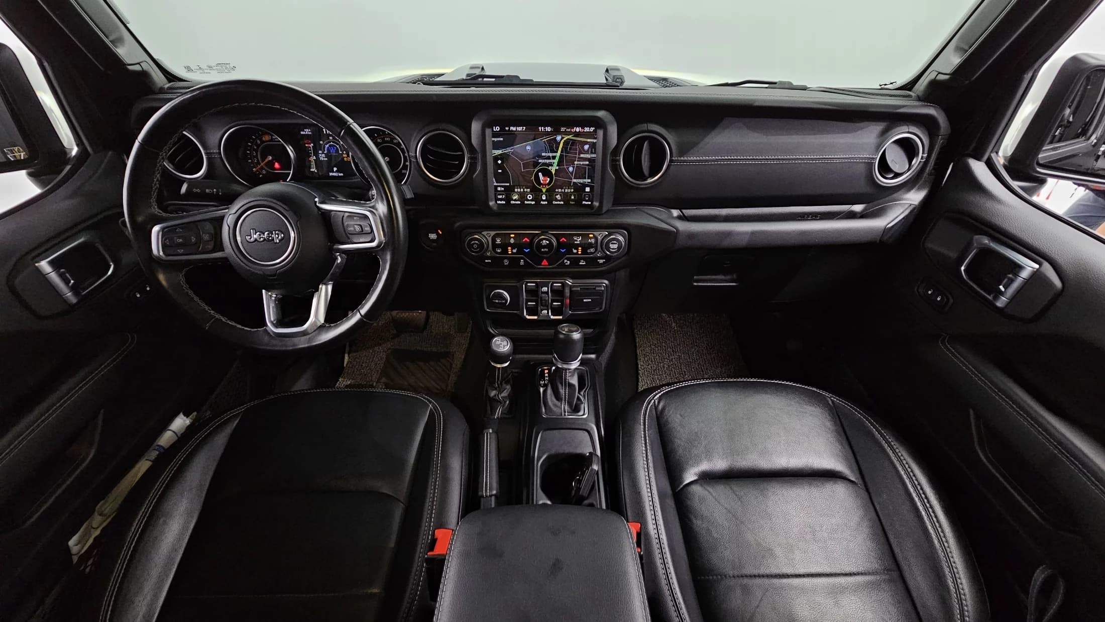 Jeep WRANGLER 2.0 Overland 4Door, 2023 г. 39555 км. — фото 7