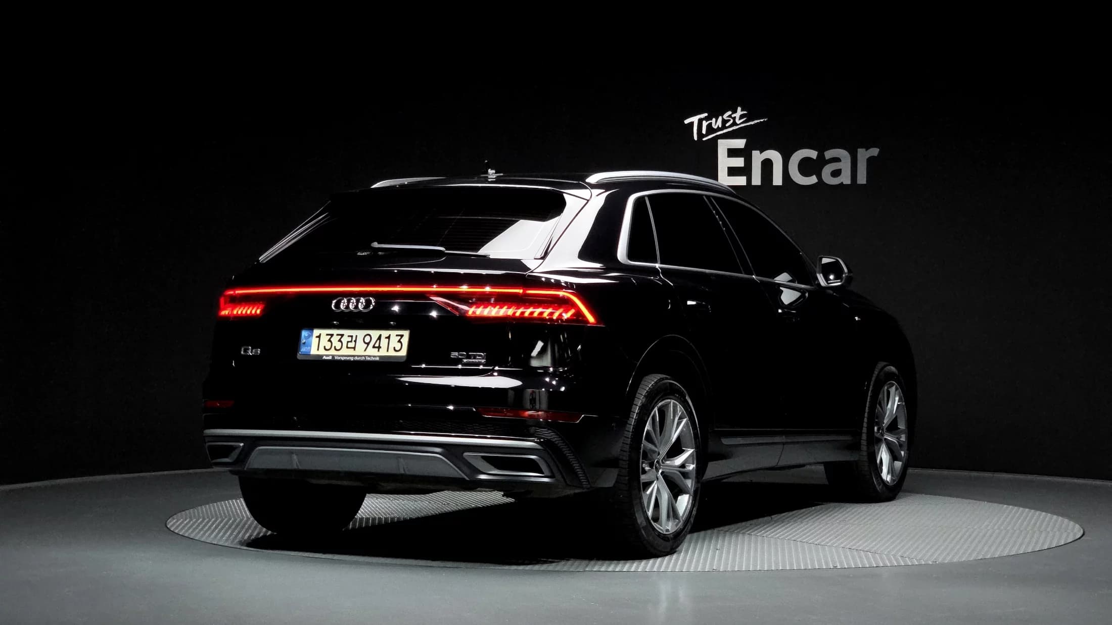 Audi Q8 50 TDI Quattro Premium, 2021 г. 160220 км. — фото 2