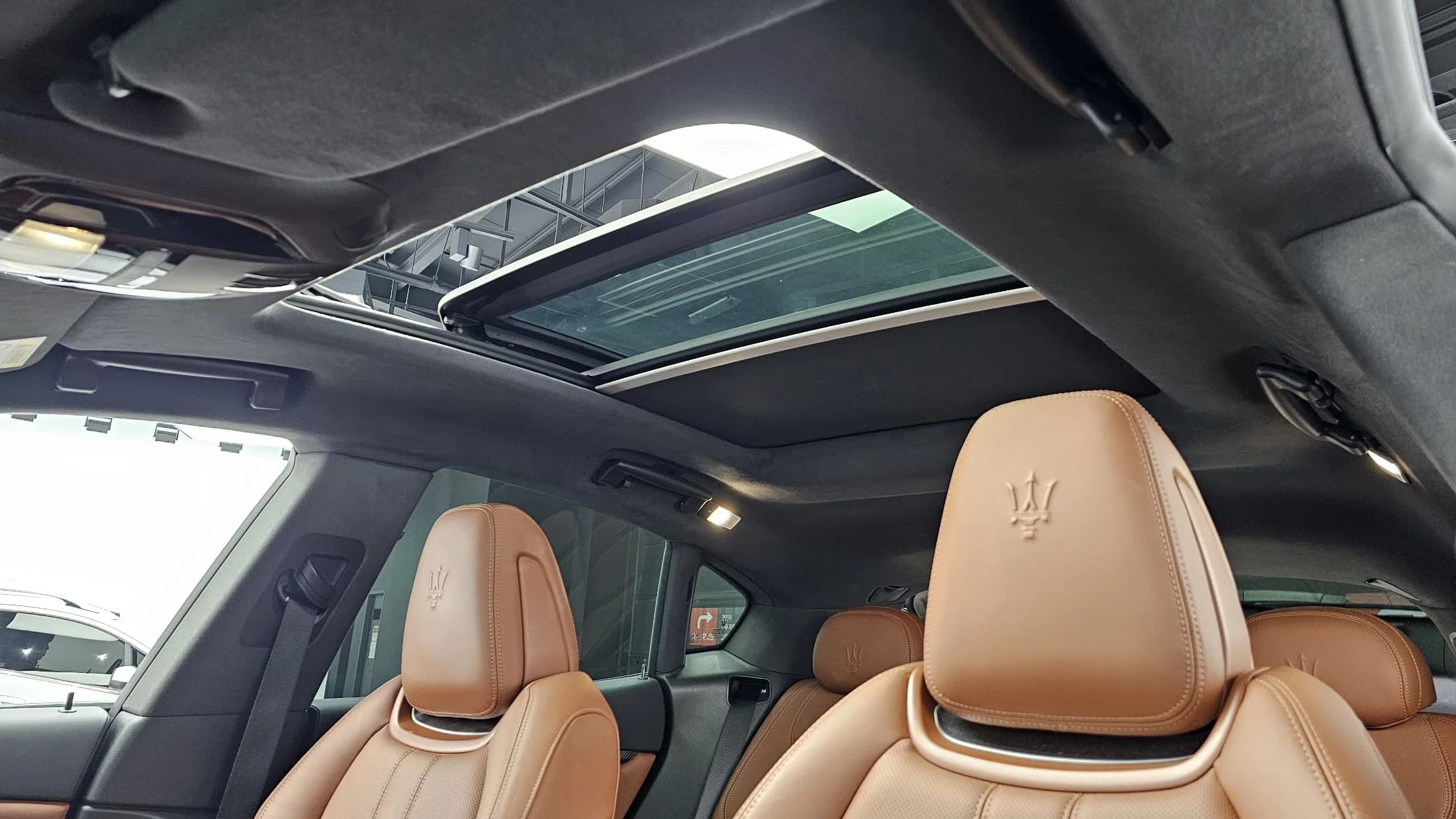 Maserati LEVANTE 3.0 AWD Modena, 2022 г. 88825 км. — фото 19