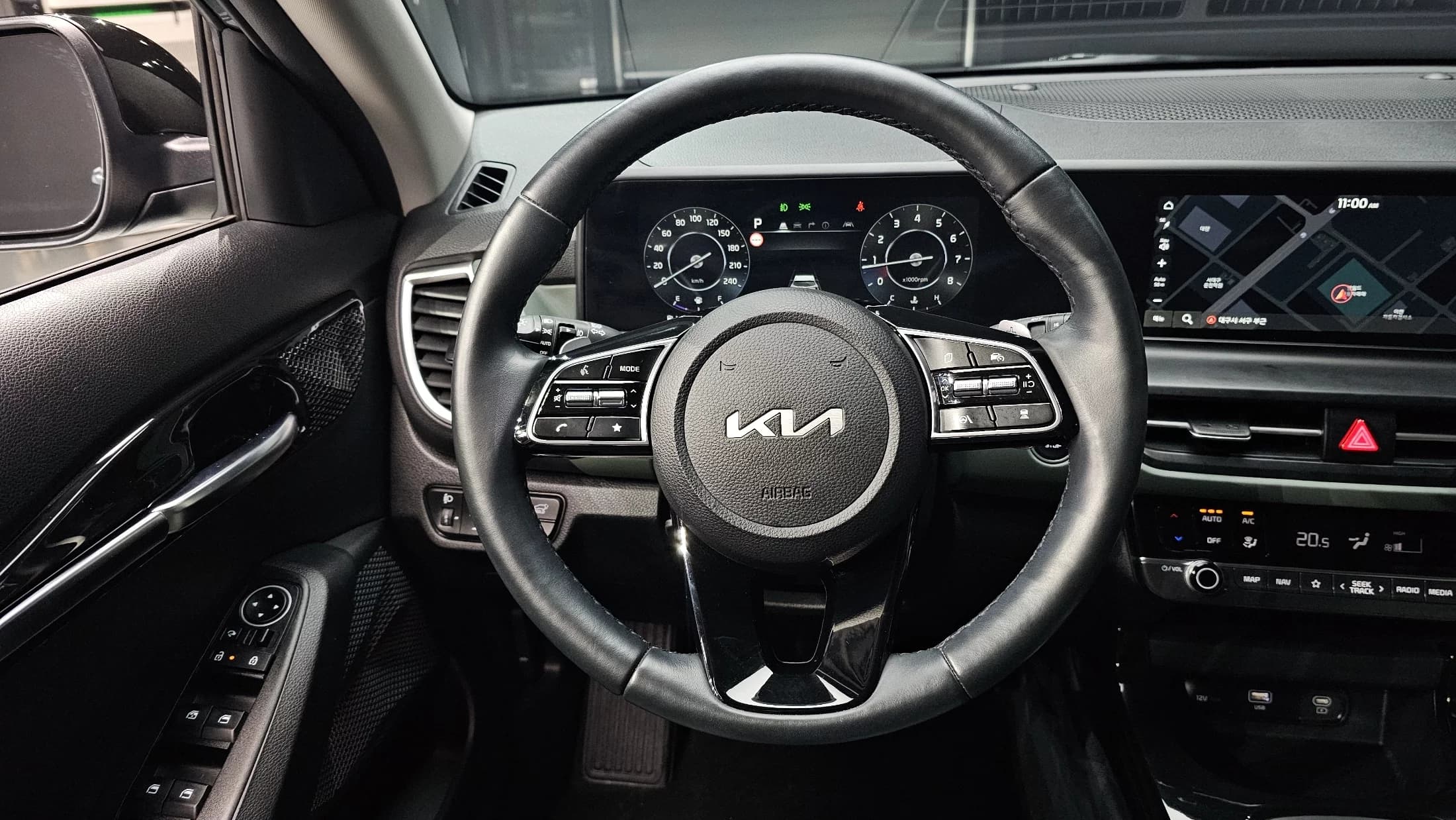 Kia Seltos Gasoline 1.6 Turbo 2WD Gravity, 2023 г. 31523 км. — фото 13