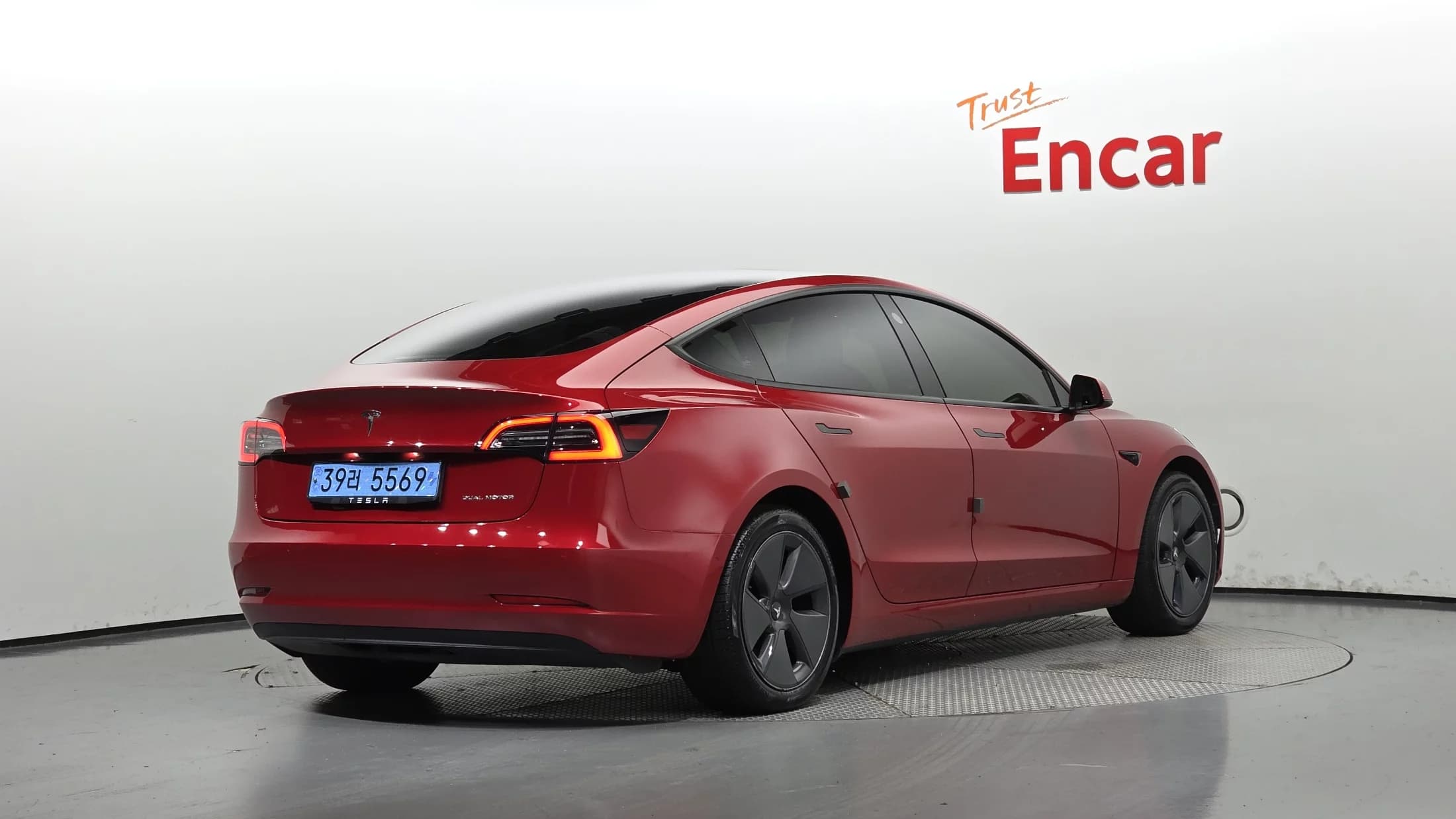 Tesla MODEL 3 Long Range, электромобиль, 2021 г. 120986 км. — фото 2