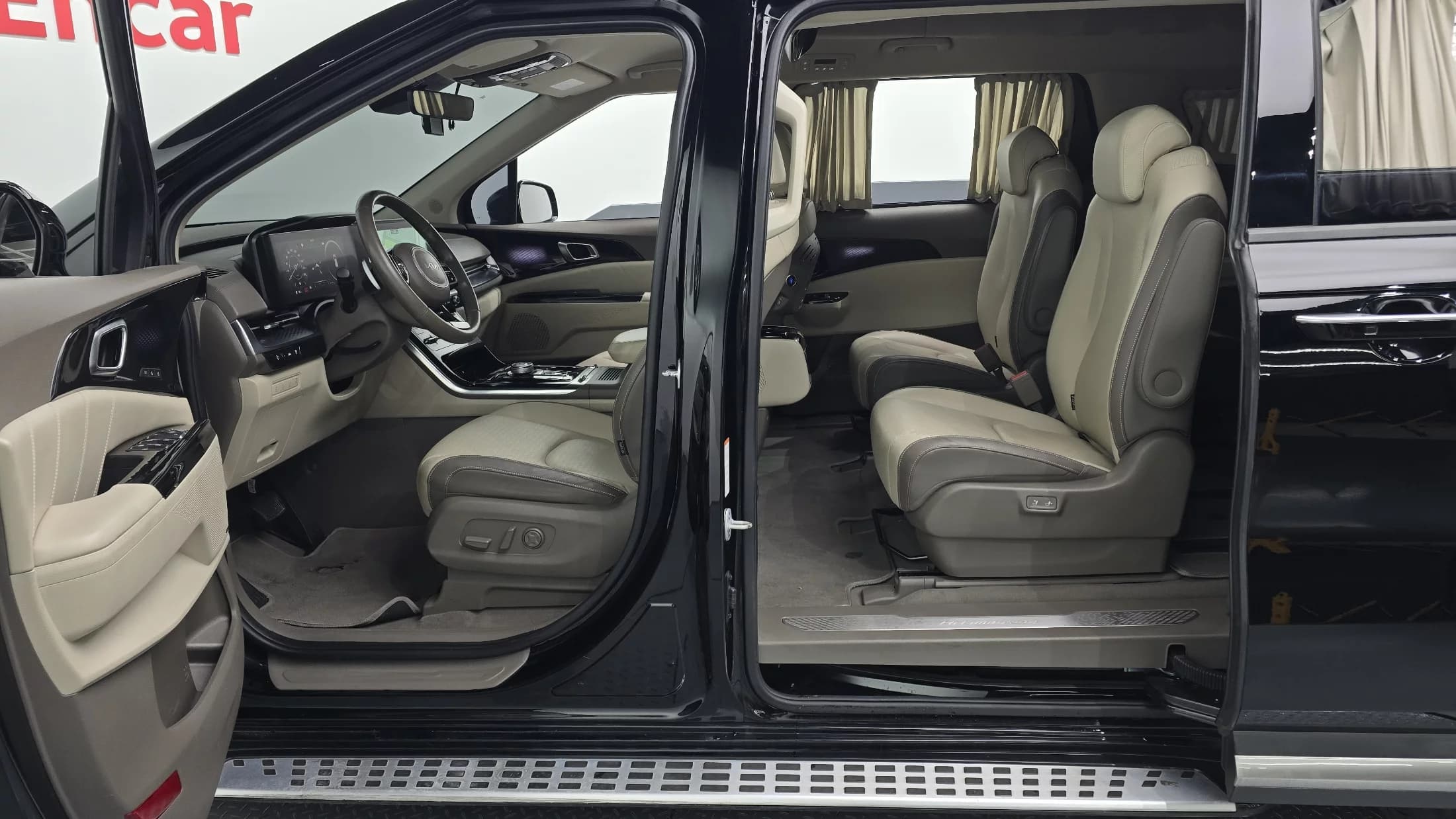 Kia Carnival Gasoline 9-Seater Hi-Limousine Signature, 2022 г. 92413 км. — фото 20
