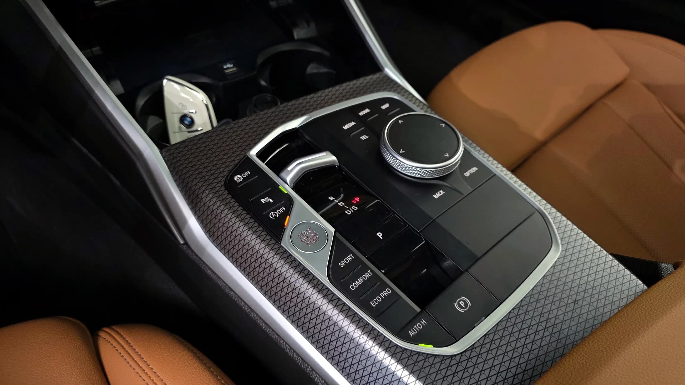 BMW 3-Series 320i M Sport, 2023 г. 38289 км. — фото 9