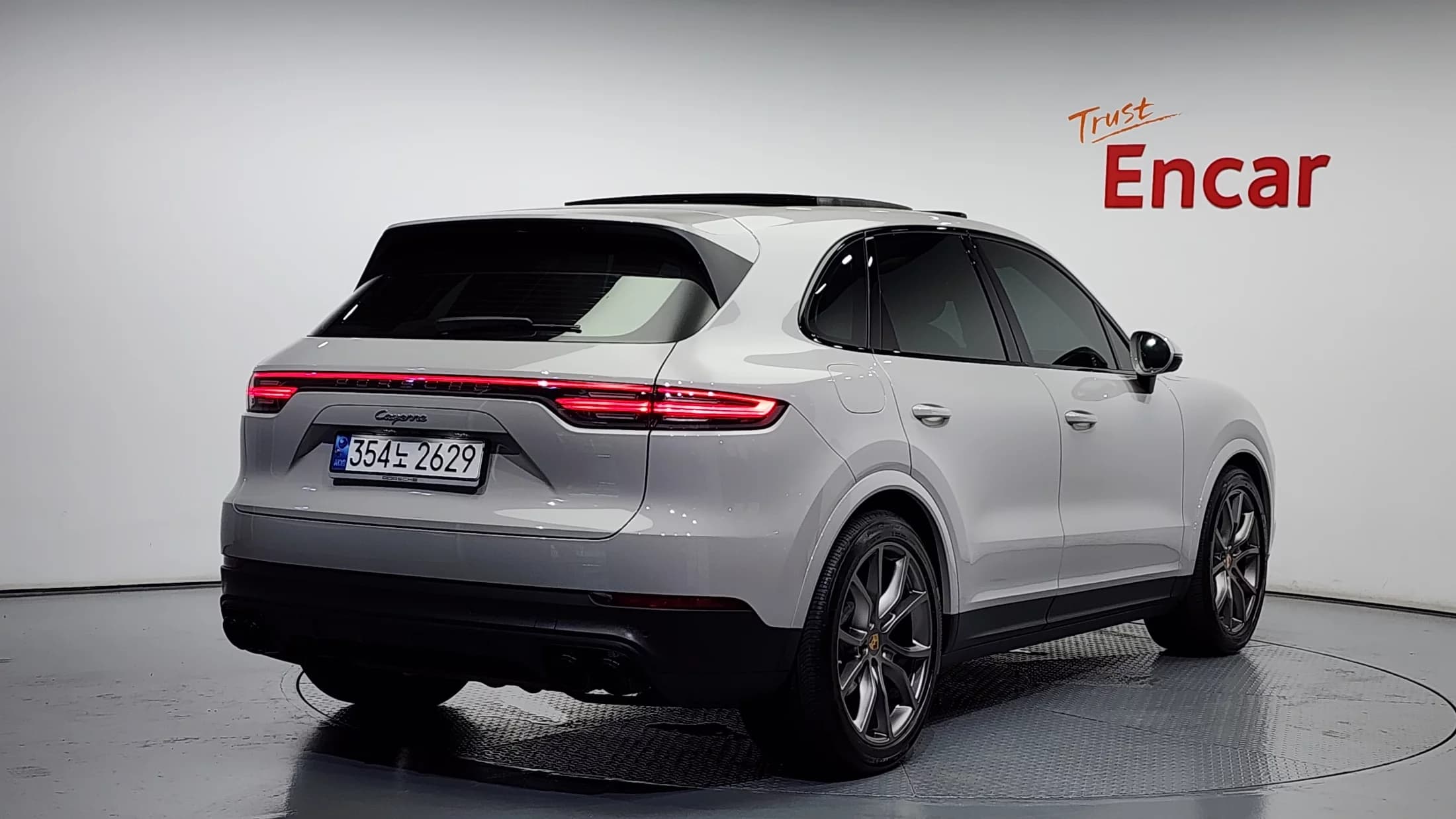 Porsche CAYENNE 3.0, 2023 г. 27619 км. — фото 2