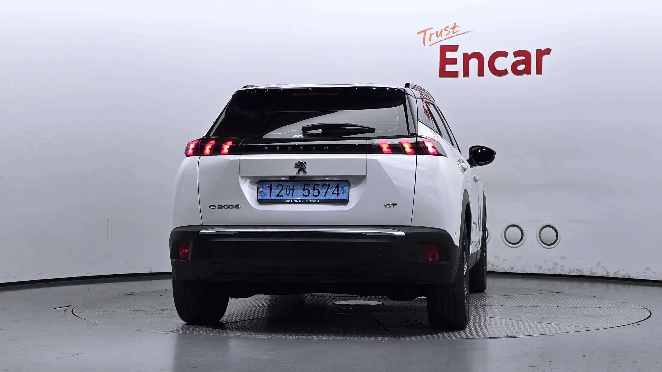 Peugeot 2008 EV GT, электромобиль, 2022 г. 39723 км. — фото 4