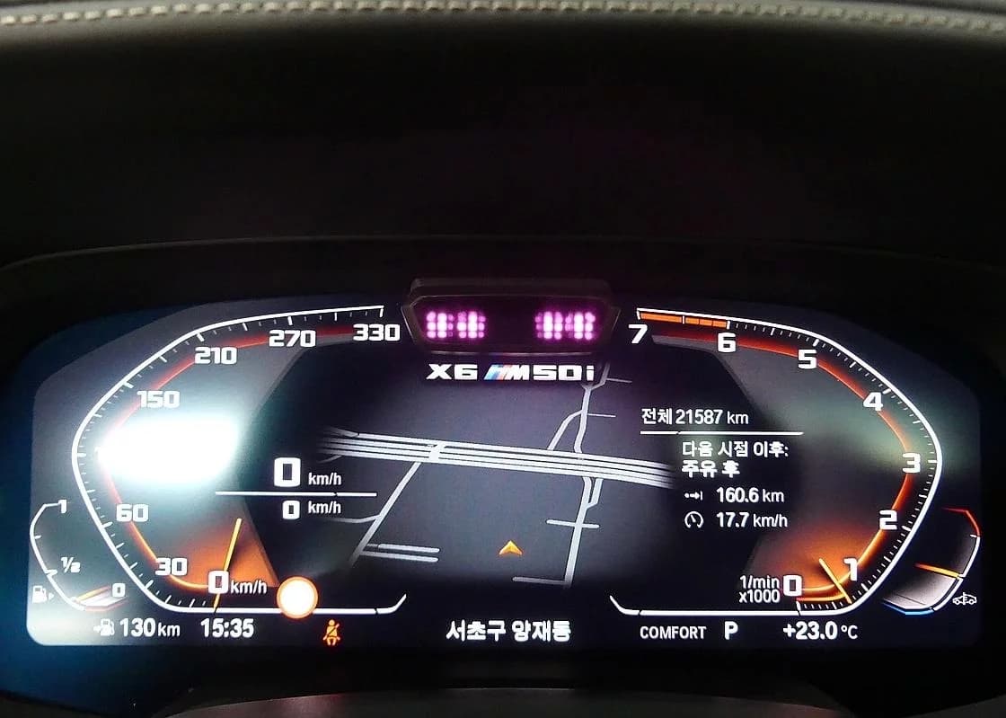 BMW X6 M50i, 2022 г. 21057 км. — фото 8