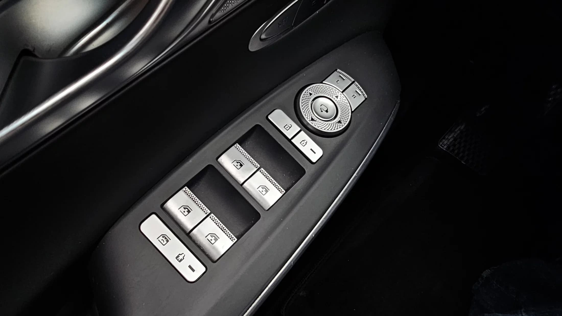 Genesis GV70 2.2 Diesel AWD, 2021 г. 142858 км. — фото 16