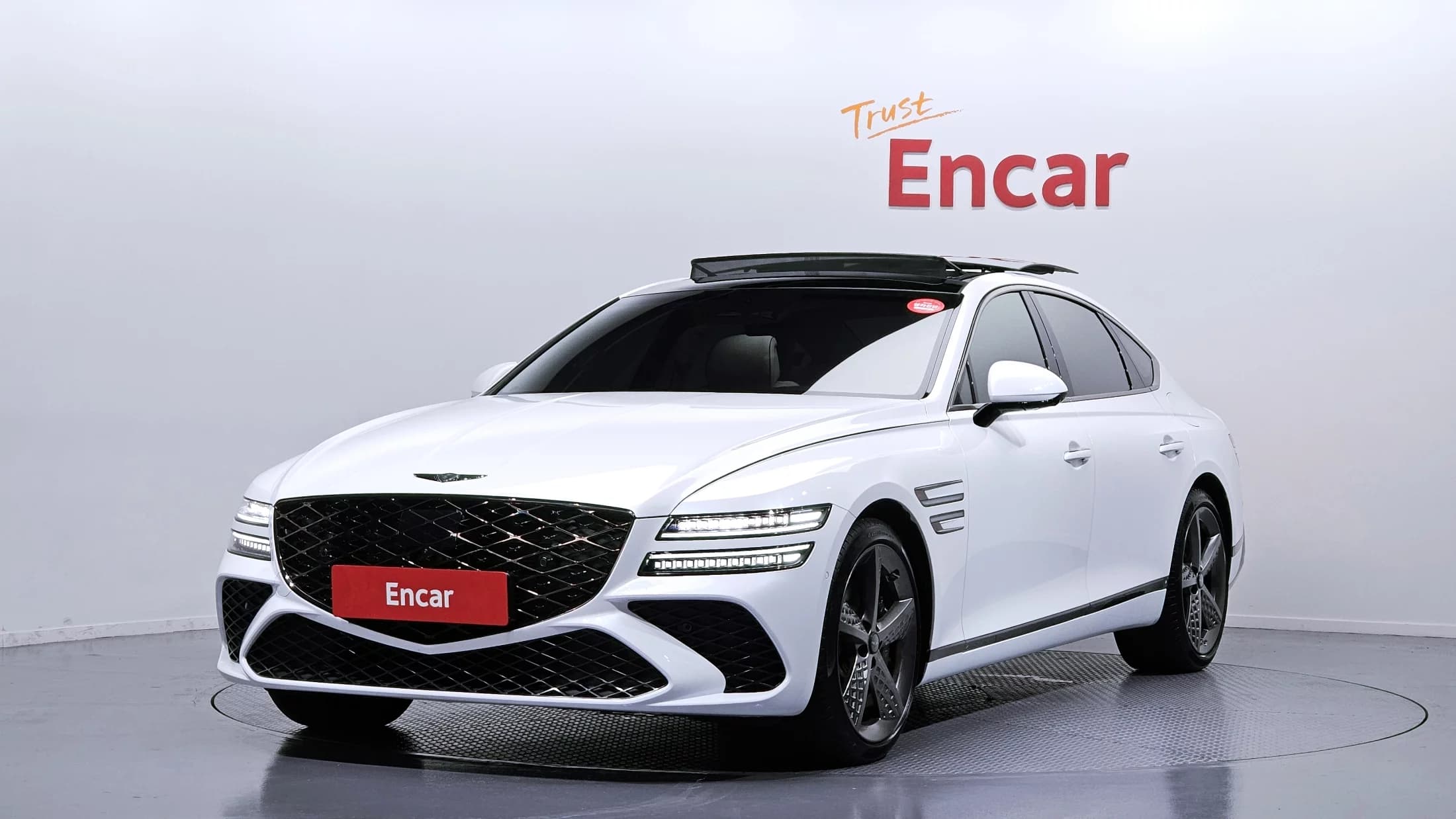 Genesis G80 Gasoline 2.5 Turbo AWD, 2024 г. 18514 км.