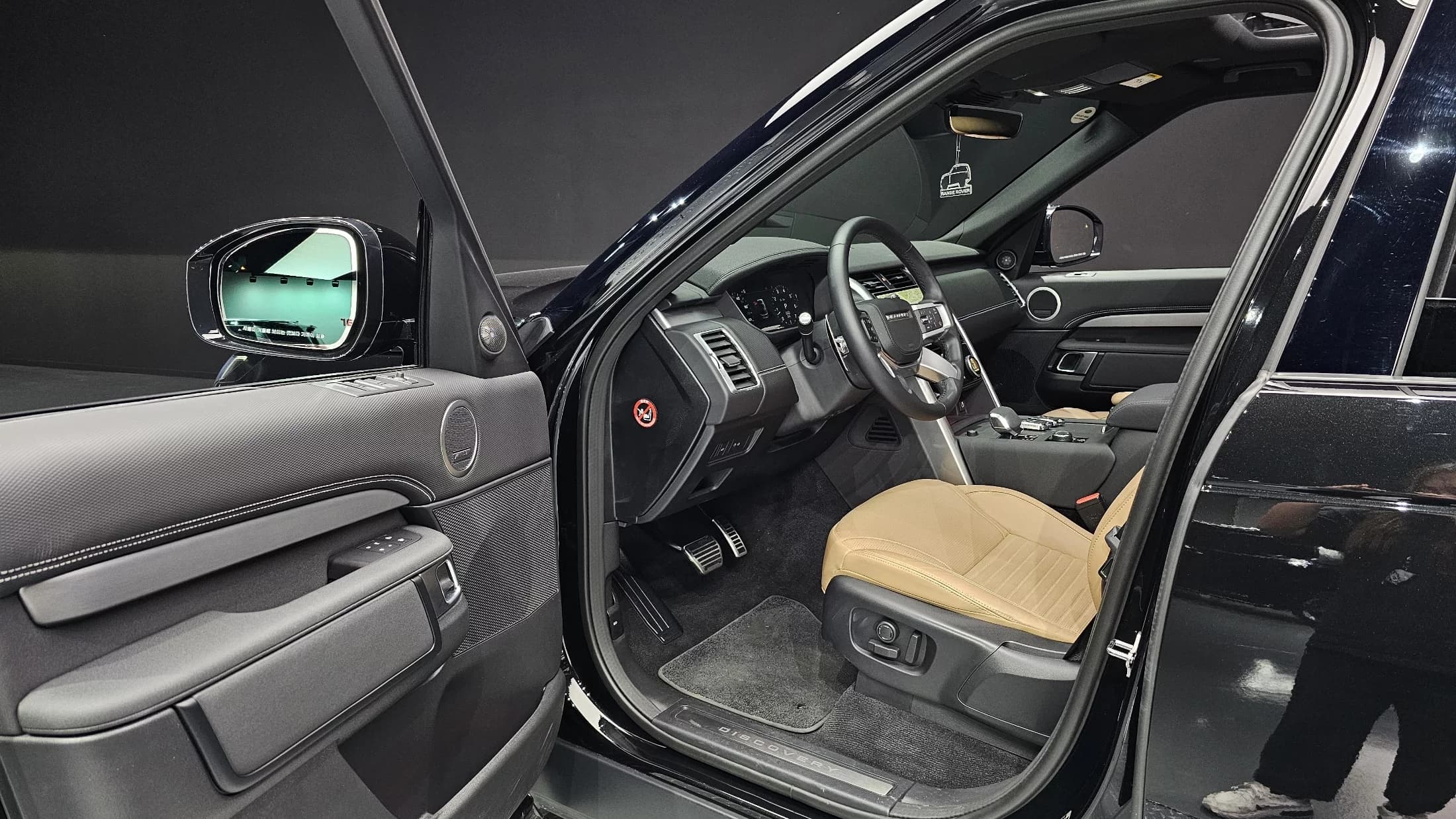 Land Rover DISCOVERY P360 Dynamic HSE, 2024 г. 8632 км. — фото 11