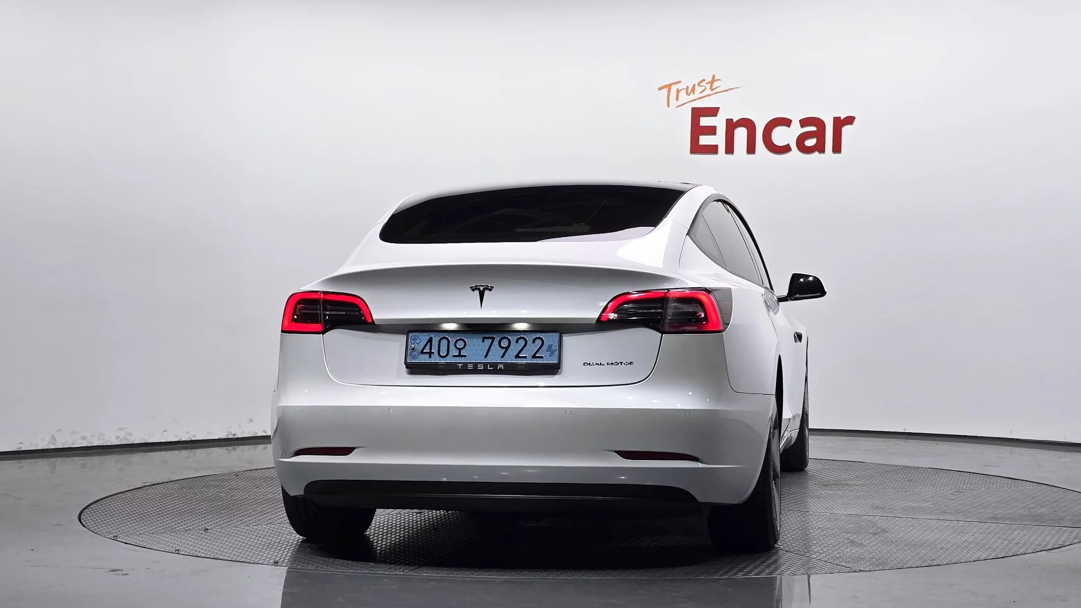 Tesla MODEL 3 Long Range, электромобиль, 2022 г. 61697 км. — фото 4