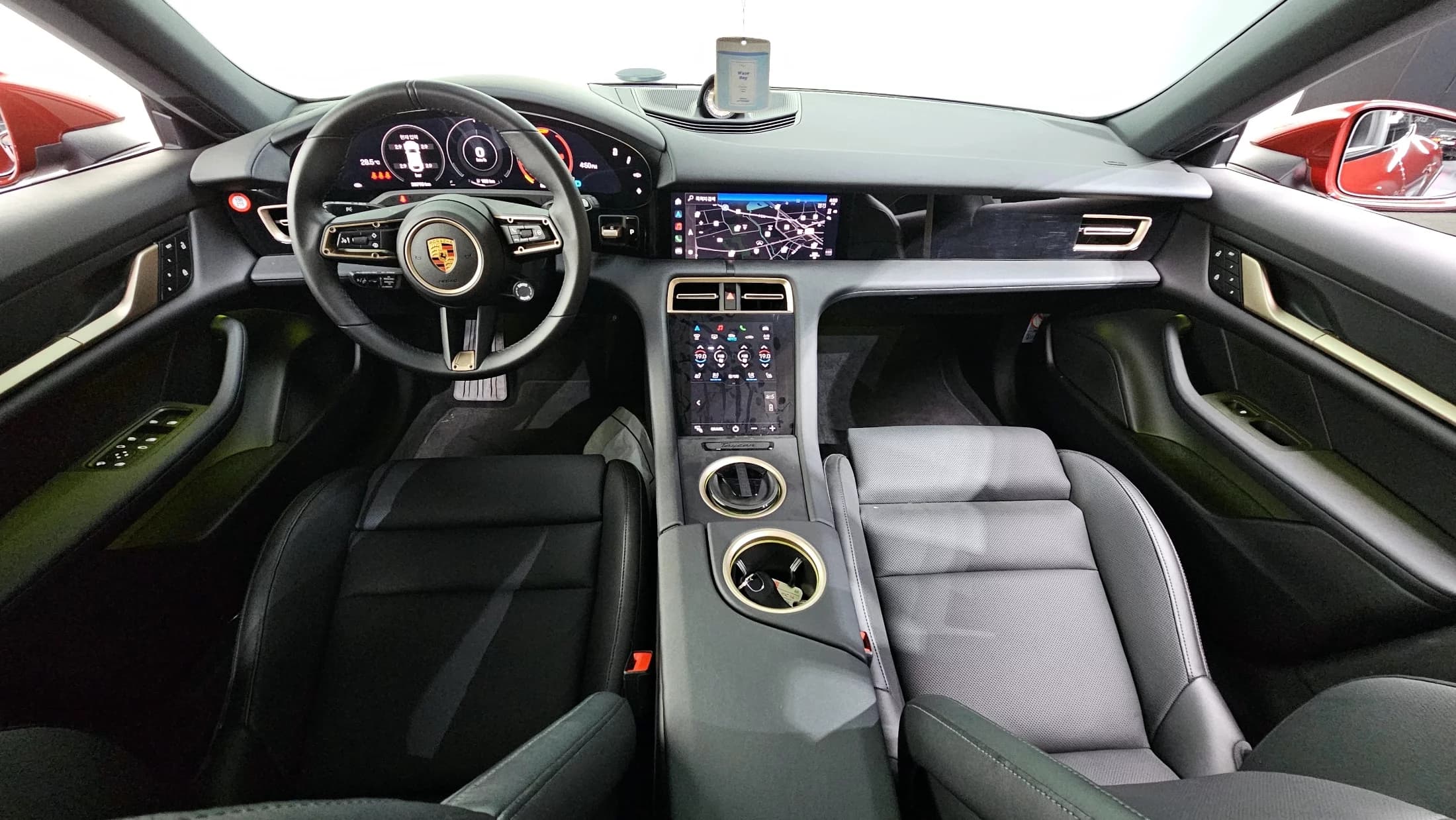 Porsche TAYCAN 4S Cross Turismo, электромобиль, 2022 г. 20909 км. — фото 7