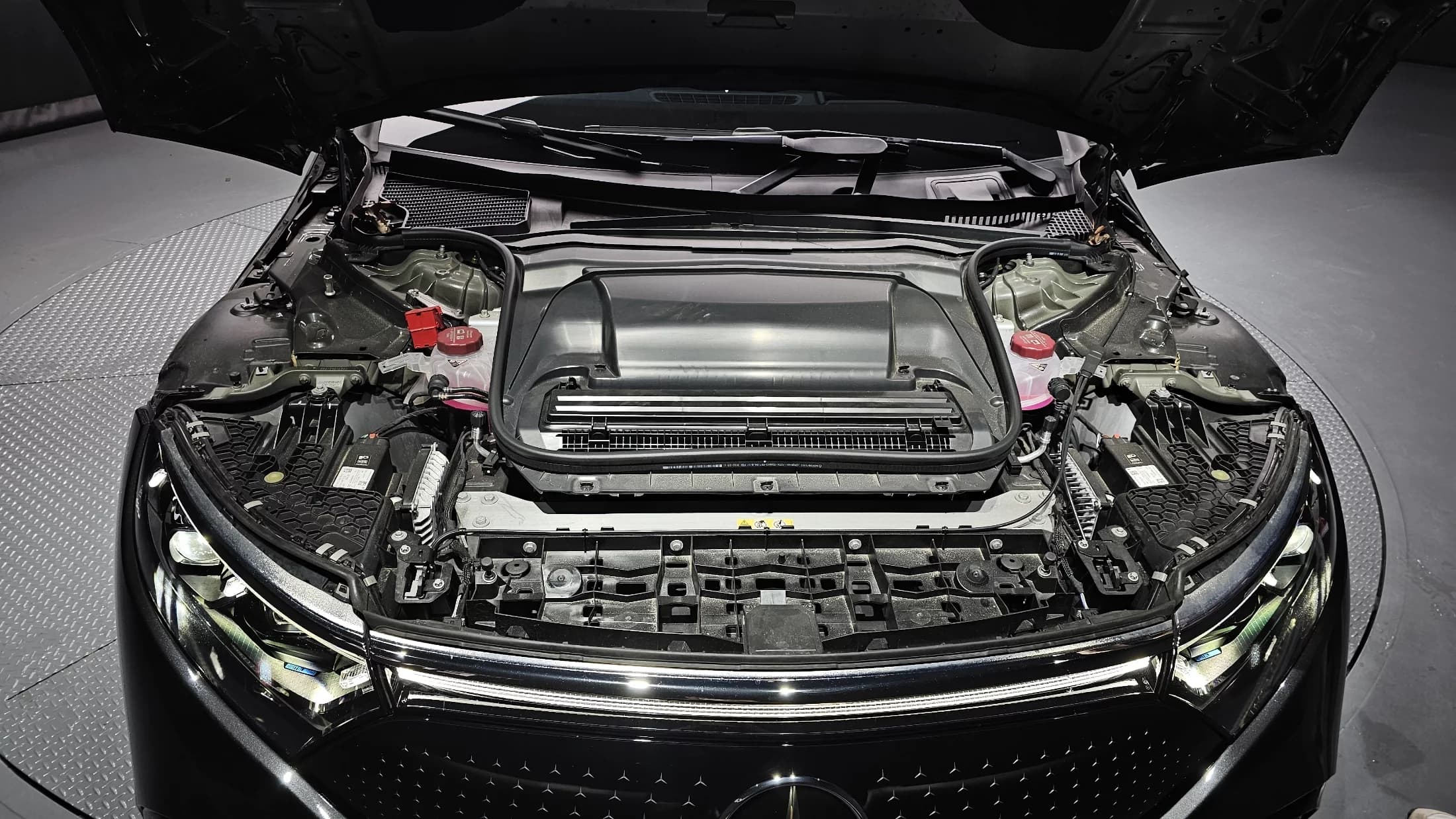 Mercedes-Benz EQS EQS350, электромобиль, 2022 г. 28870 км. — фото 21