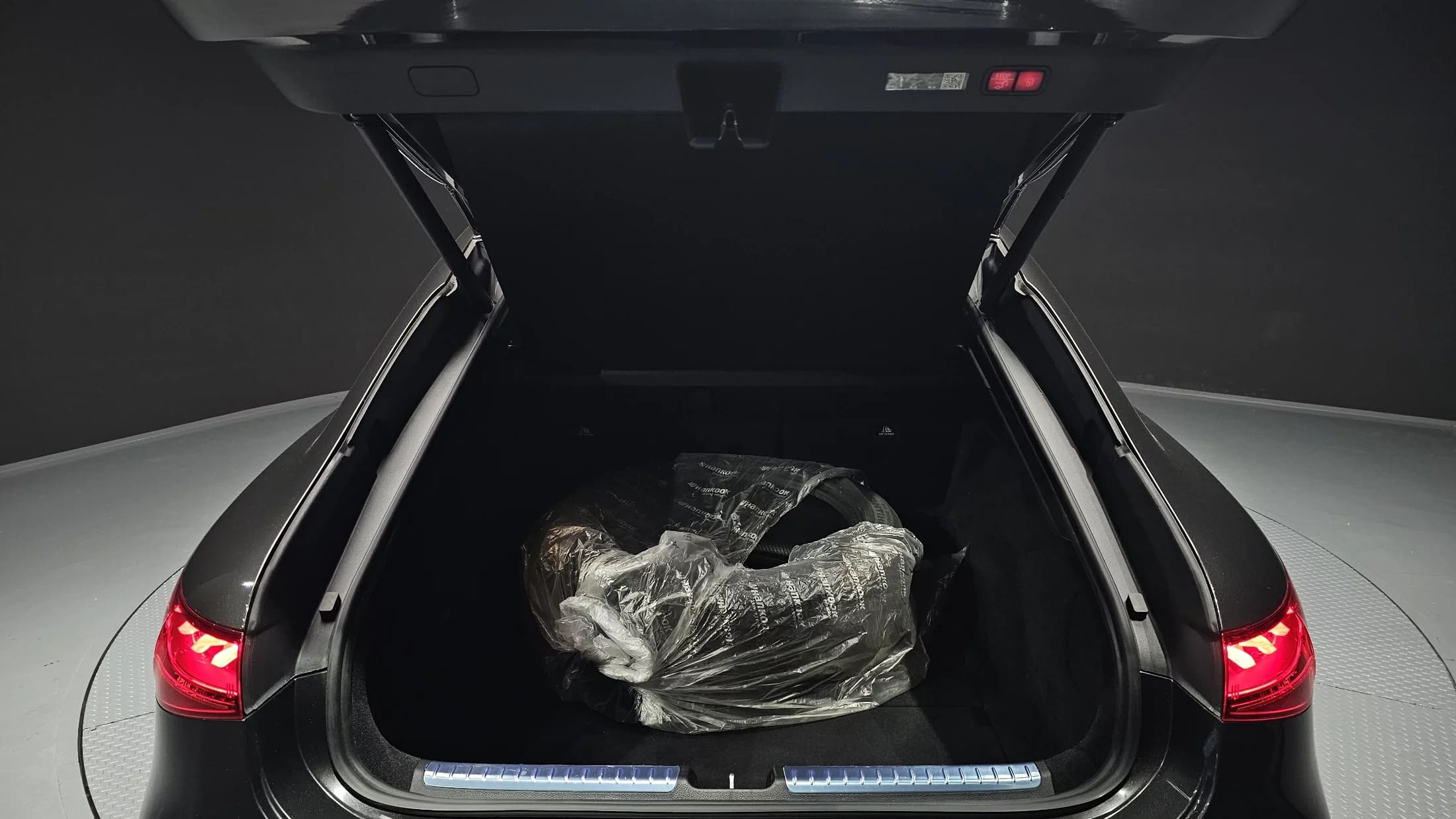Mercedes-Benz EQS EQS350, электромобиль, 2022 г. 28870 км. — фото 77
