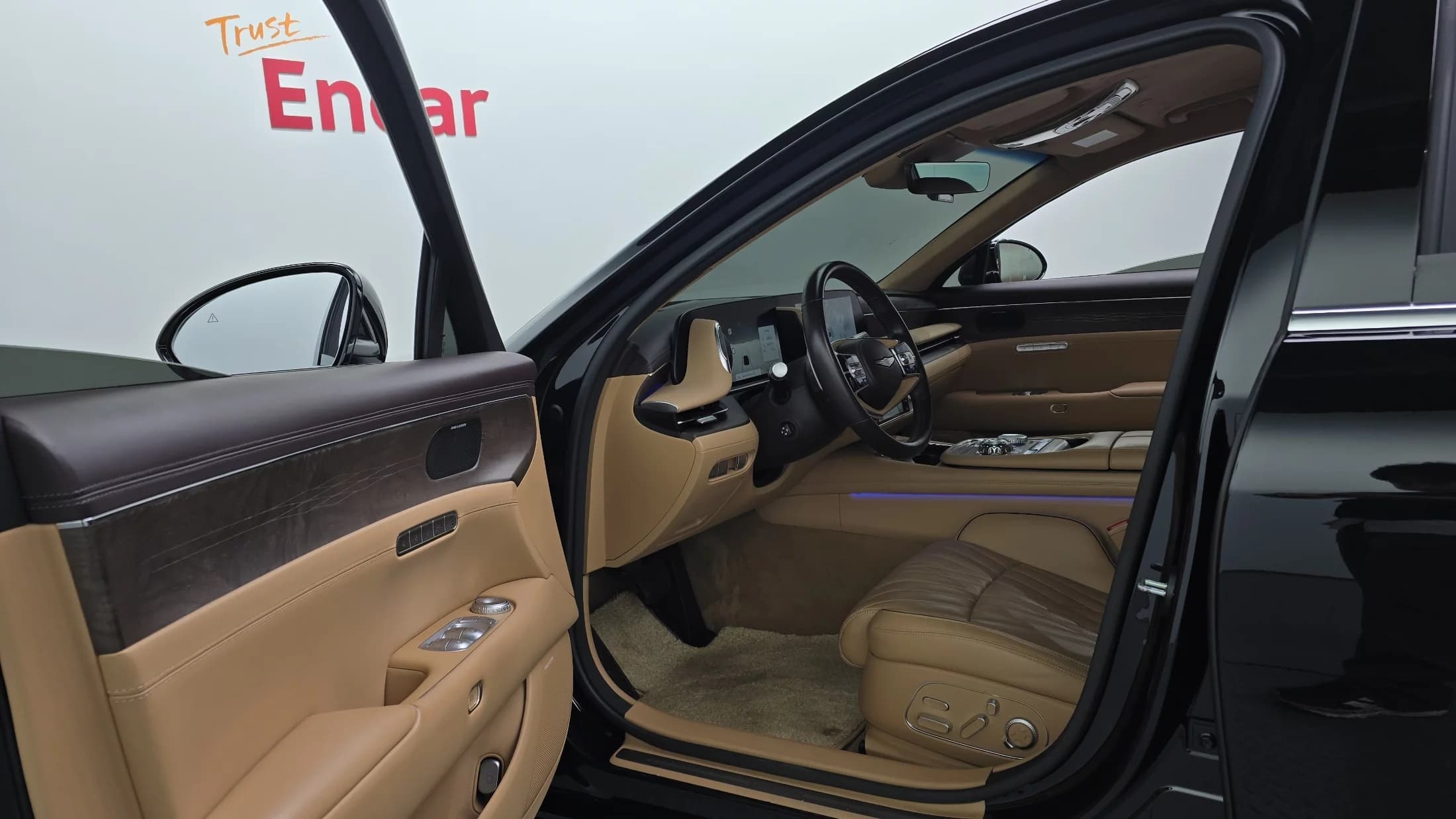 Genesis G90 Gasoline 3.5 Turbo AWD, 2022 г. 33994 км. — фото 10