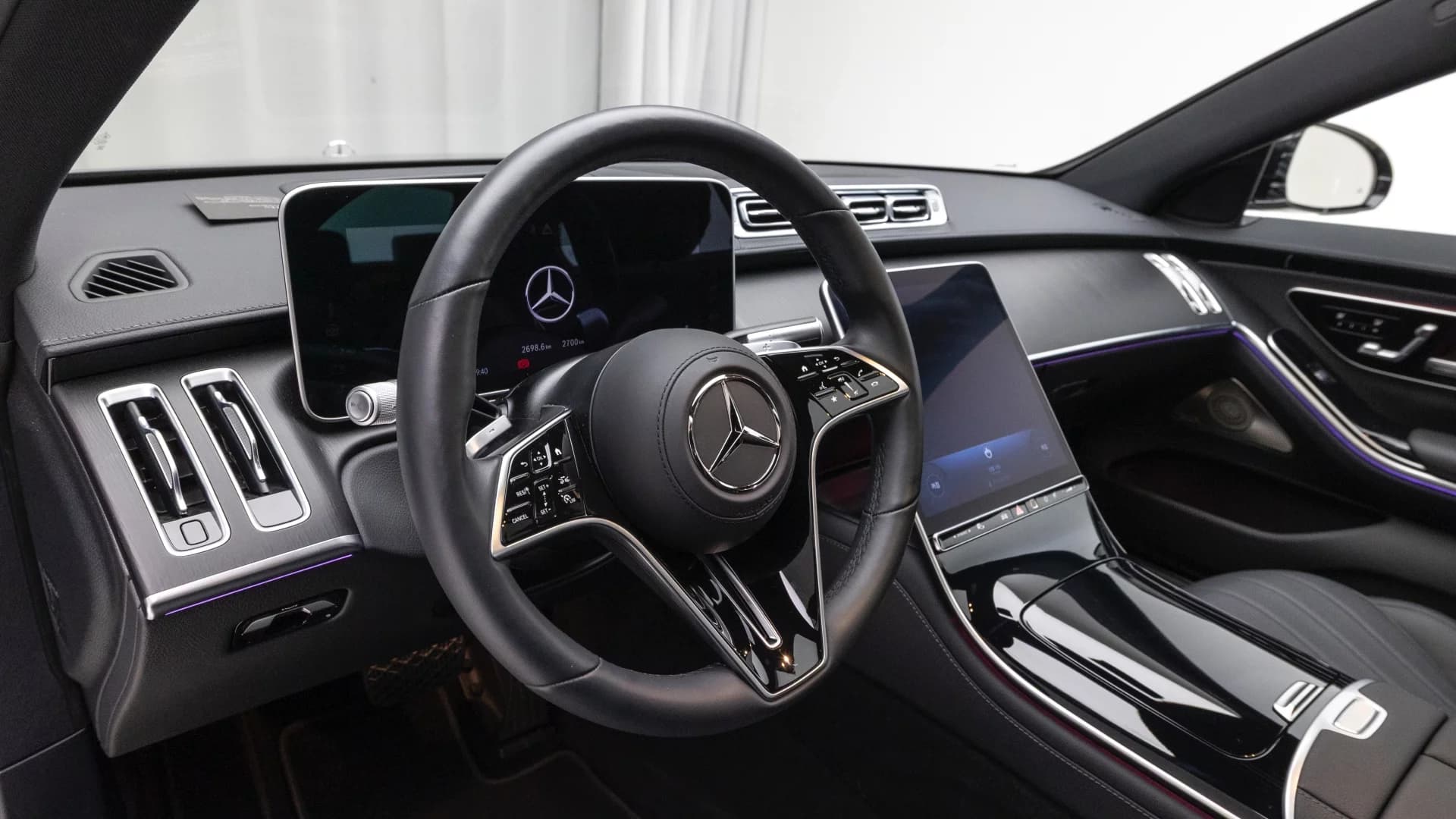 Mercedes-Benz S-Class S350 d 4MATIC, 2024 г. 2737 км. — фото 14