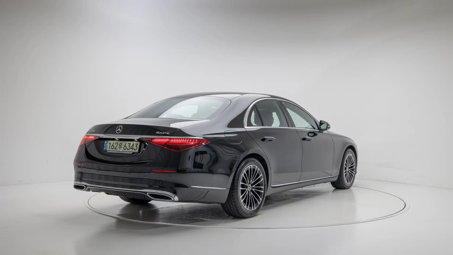 Mercedes-Benz S-Class S350 d 4MATIC, 2024 г. 2737 км. — фото 4