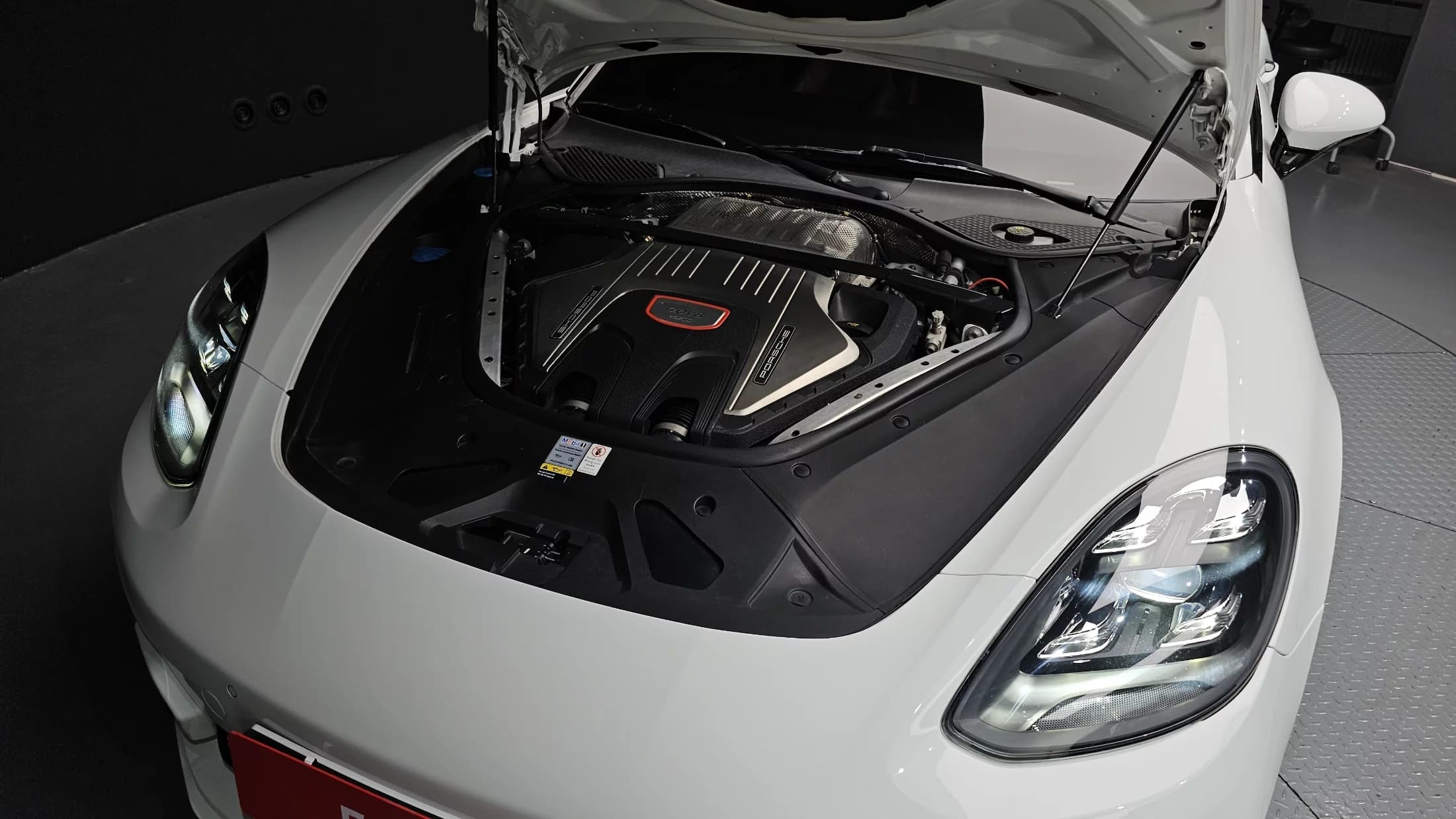 Porsche PANAMERA 4.0 GTS, 2021 г. 58431 км. — фото 6
