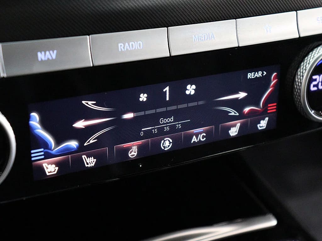 Genesis G80 Gasoline 2.5 Turbo 2WD, 2022 г. 41283 км. — фото 11