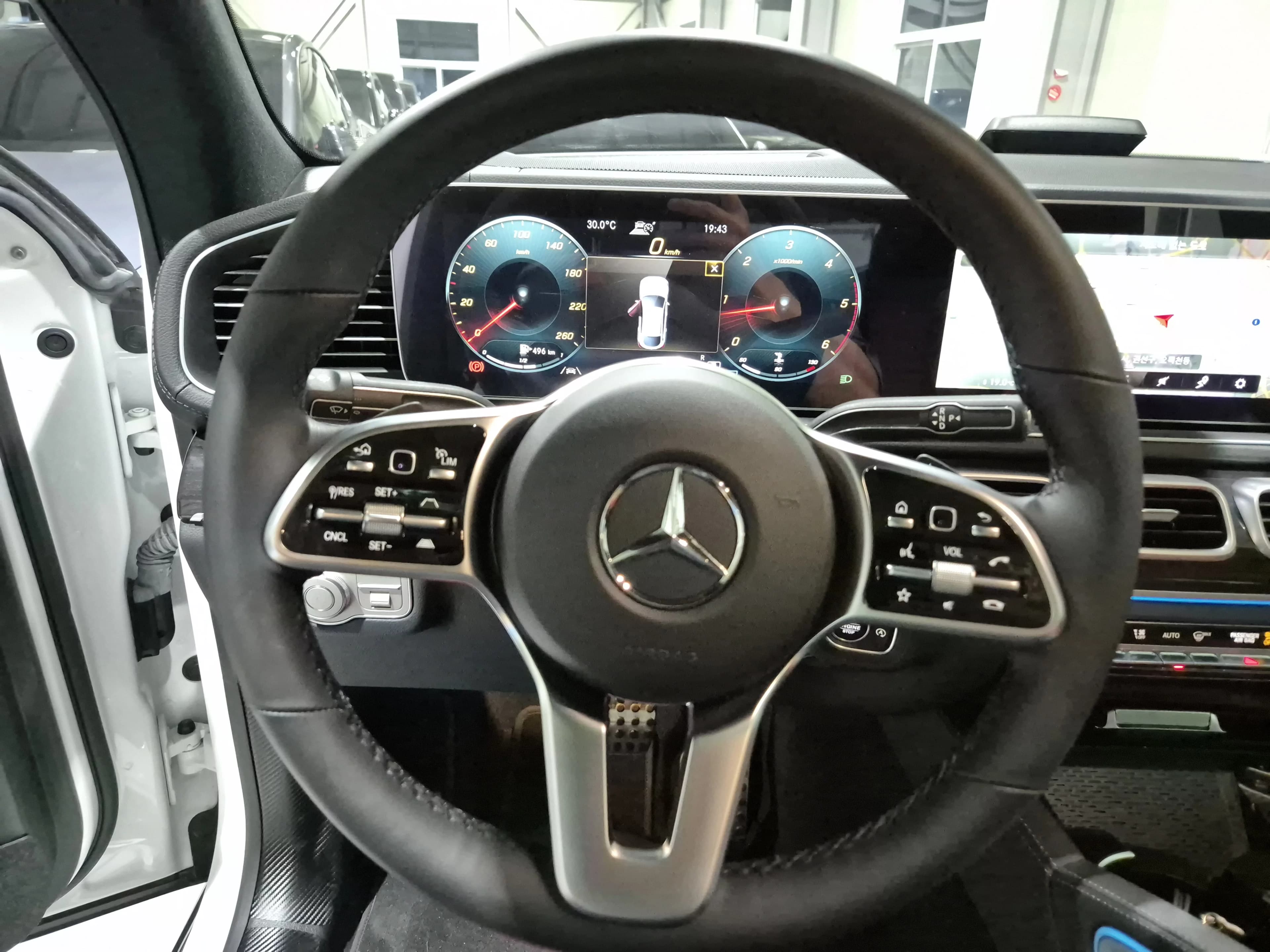 Mercedes-Benz GLE-Class GLE400d 4MATIC Coupe, 2023 г. 3030 км. — фото 10