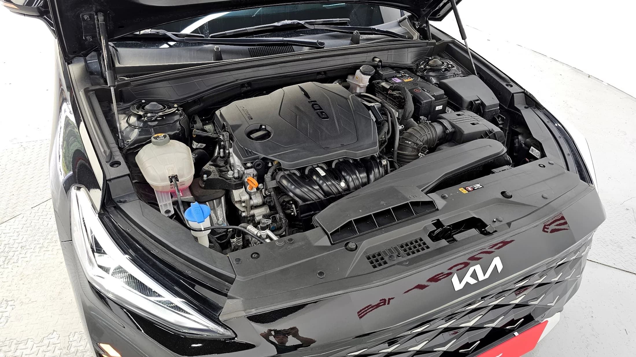 Kia K8 2.5 Gasoline 2WD Signature, 2021 г. 53947 км. — фото 6