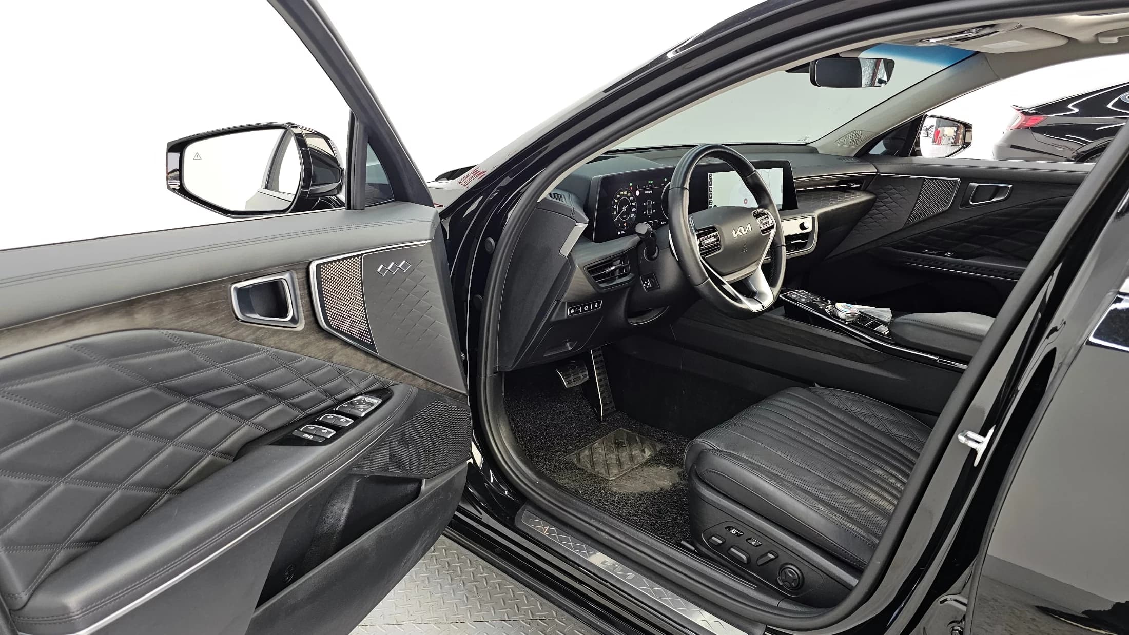 Kia K8 2.5 Gasoline 2WD Signature, 2021 г. 53947 км. — фото 10