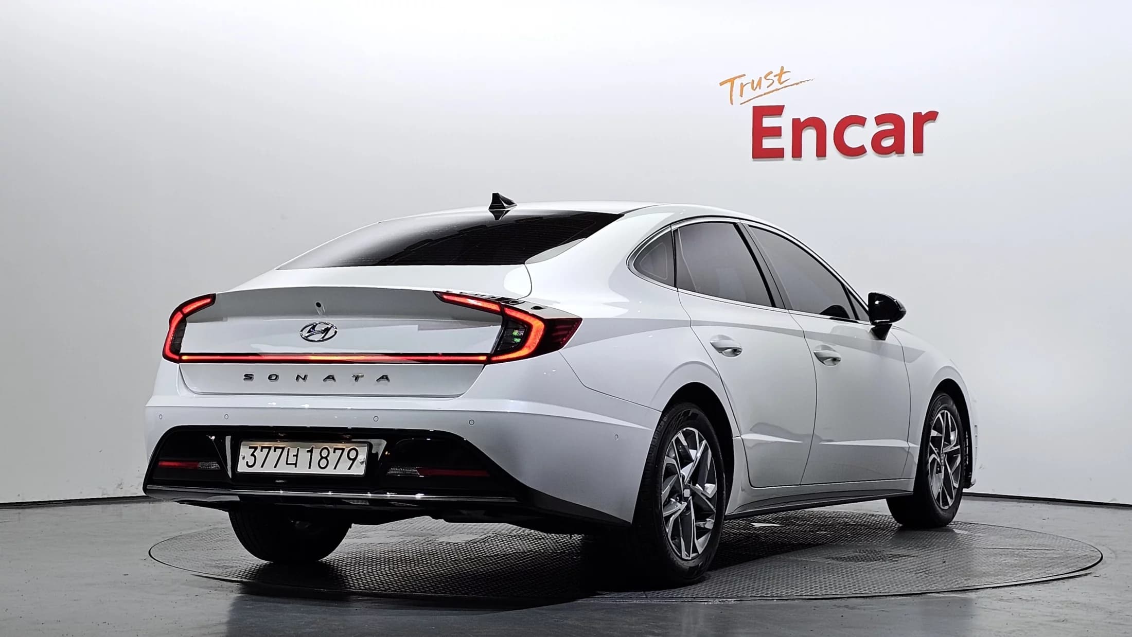 Hyundai Sonata 2.0 Premium Plus, 2021 г. 33927 км. — фото 2