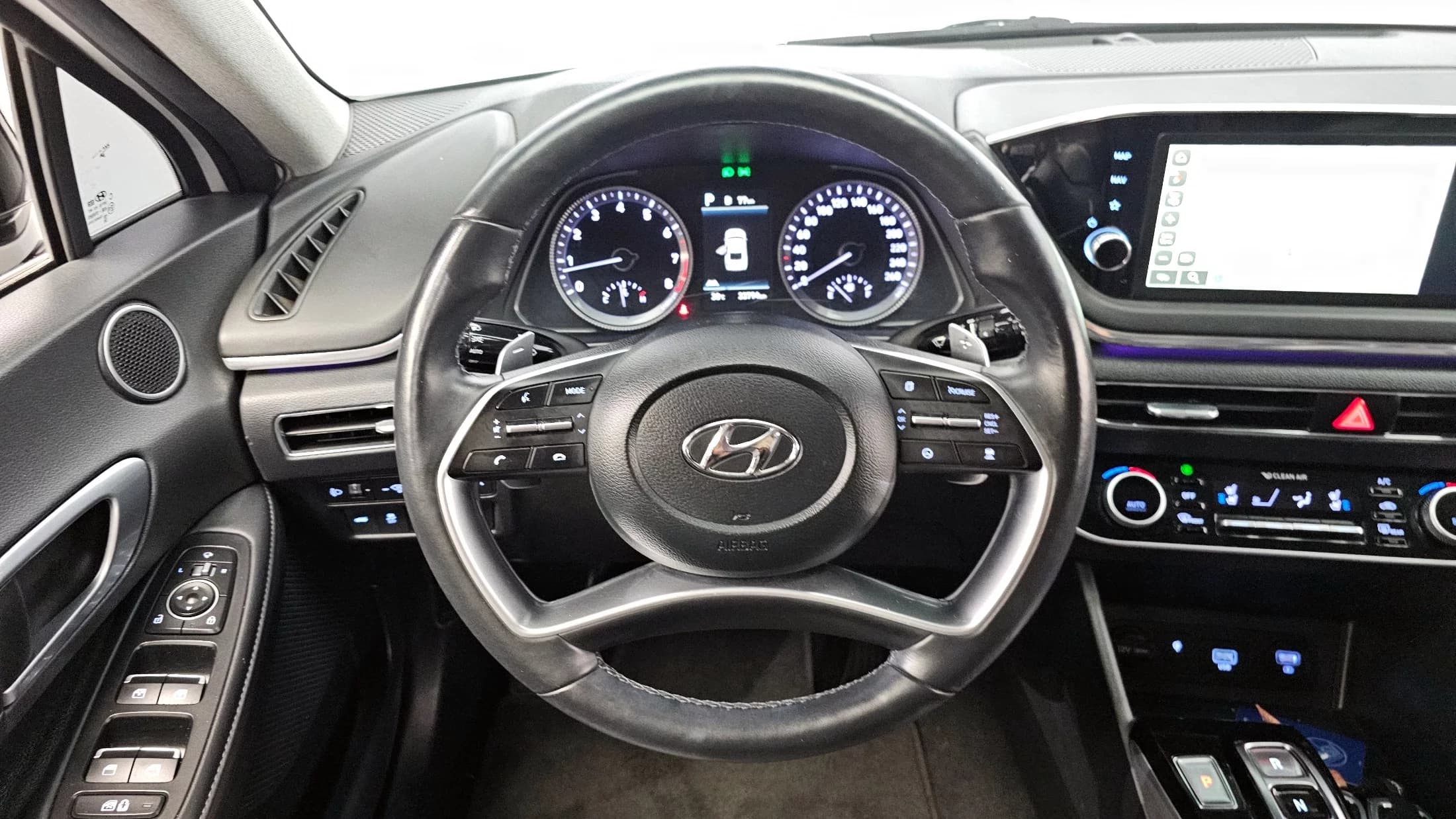 Hyundai Sonata 2.0 Premium Plus, 2021 г. 33927 км. — фото 13