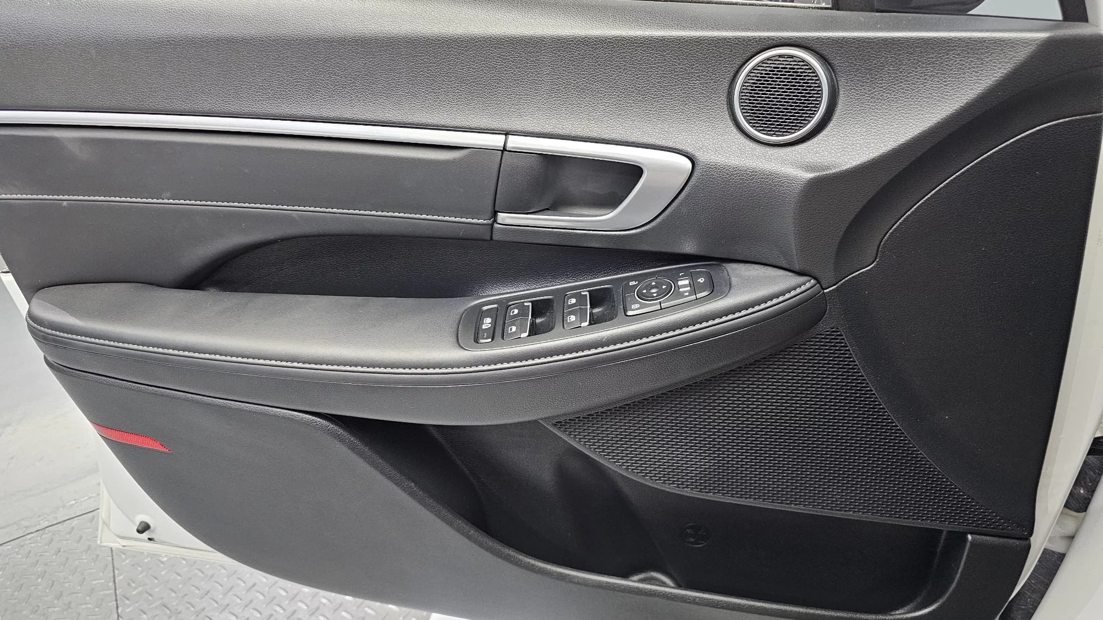 Hyundai Sonata 2.0 Premium Plus, 2021 г. 33927 км. — фото 15