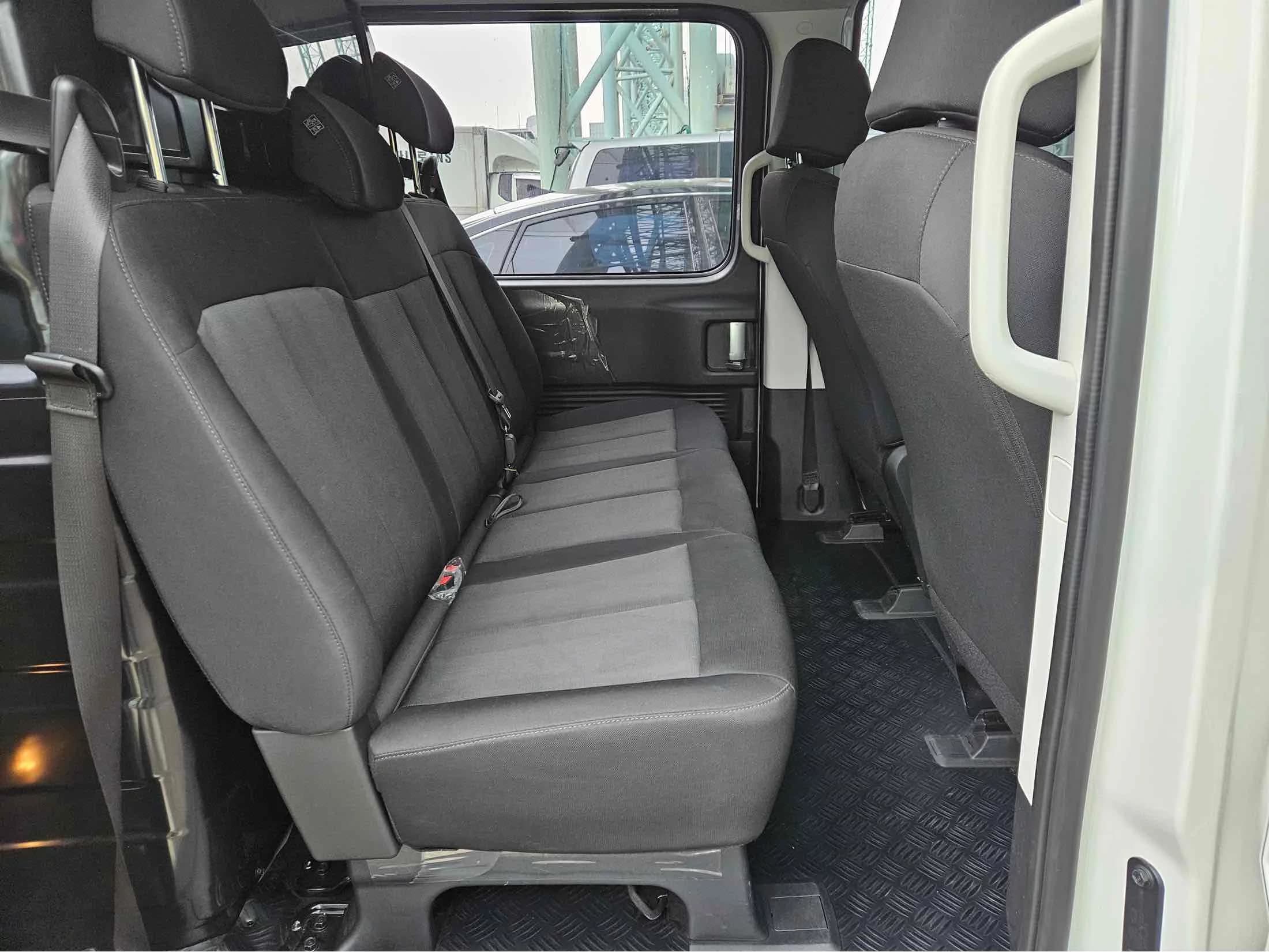 Hyundai Staria Cargo 5-Seater Smart, 2023 г. 46003 км. — фото 13