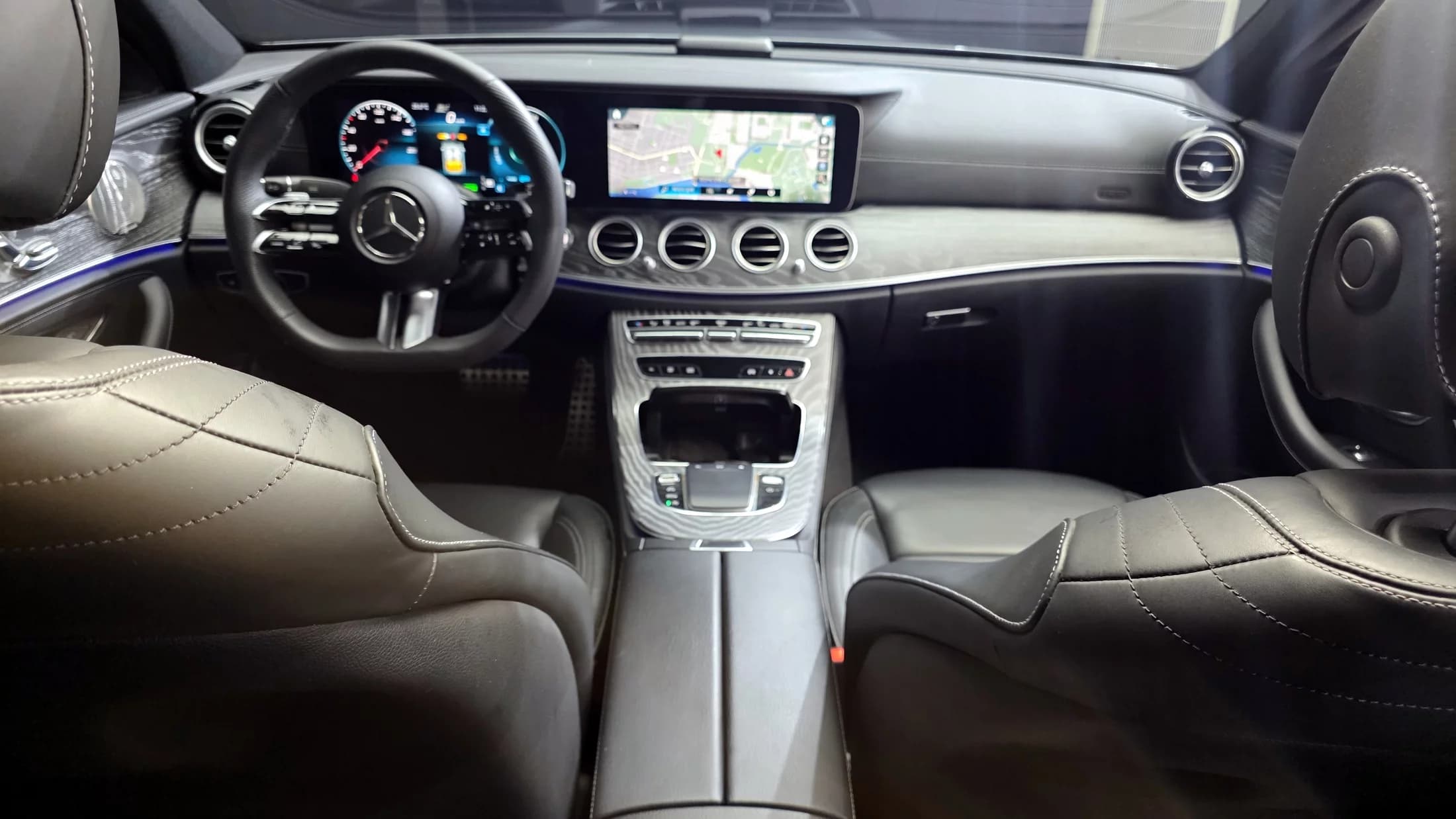 Mercedes-Benz E-Class E350 4MATIC AMG Line, 2021 г. 97248 км. — фото 7