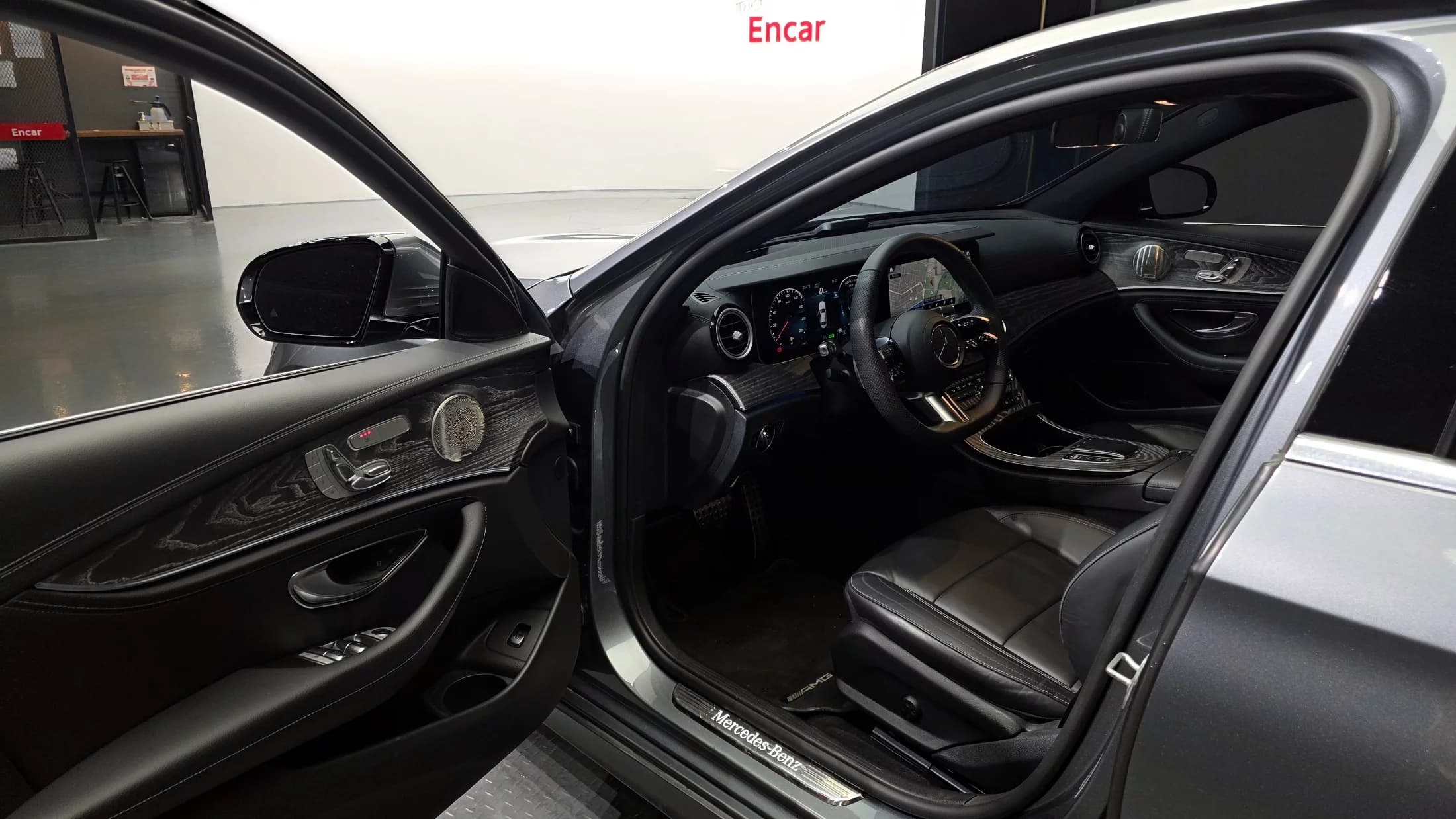 Mercedes-Benz E-Class E350 4MATIC AMG Line, 2021 г. 97248 км. — фото 10