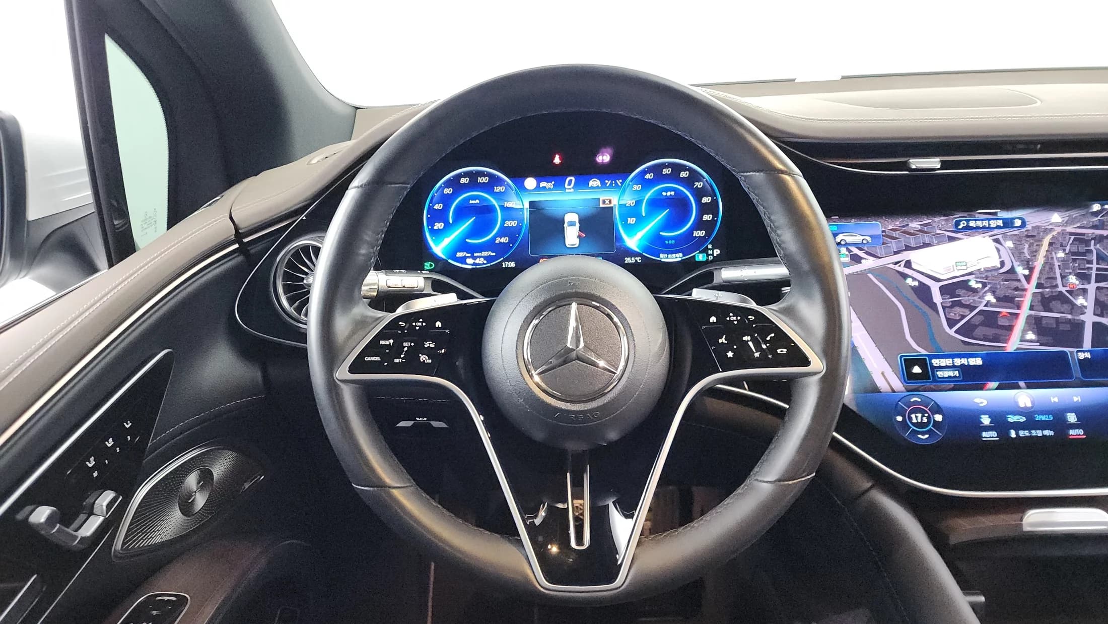 Mercedes-Benz EQS EQS580 4MATIC, электромобиль, 2023 г. 51560 км. — фото 13