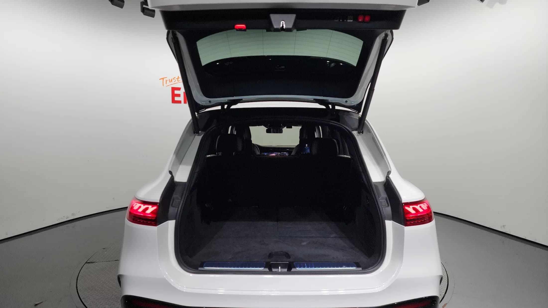 Mercedes-Benz EQS EQS580 4MATIC, электромобиль, 2023 г. 51560 км. — фото 20