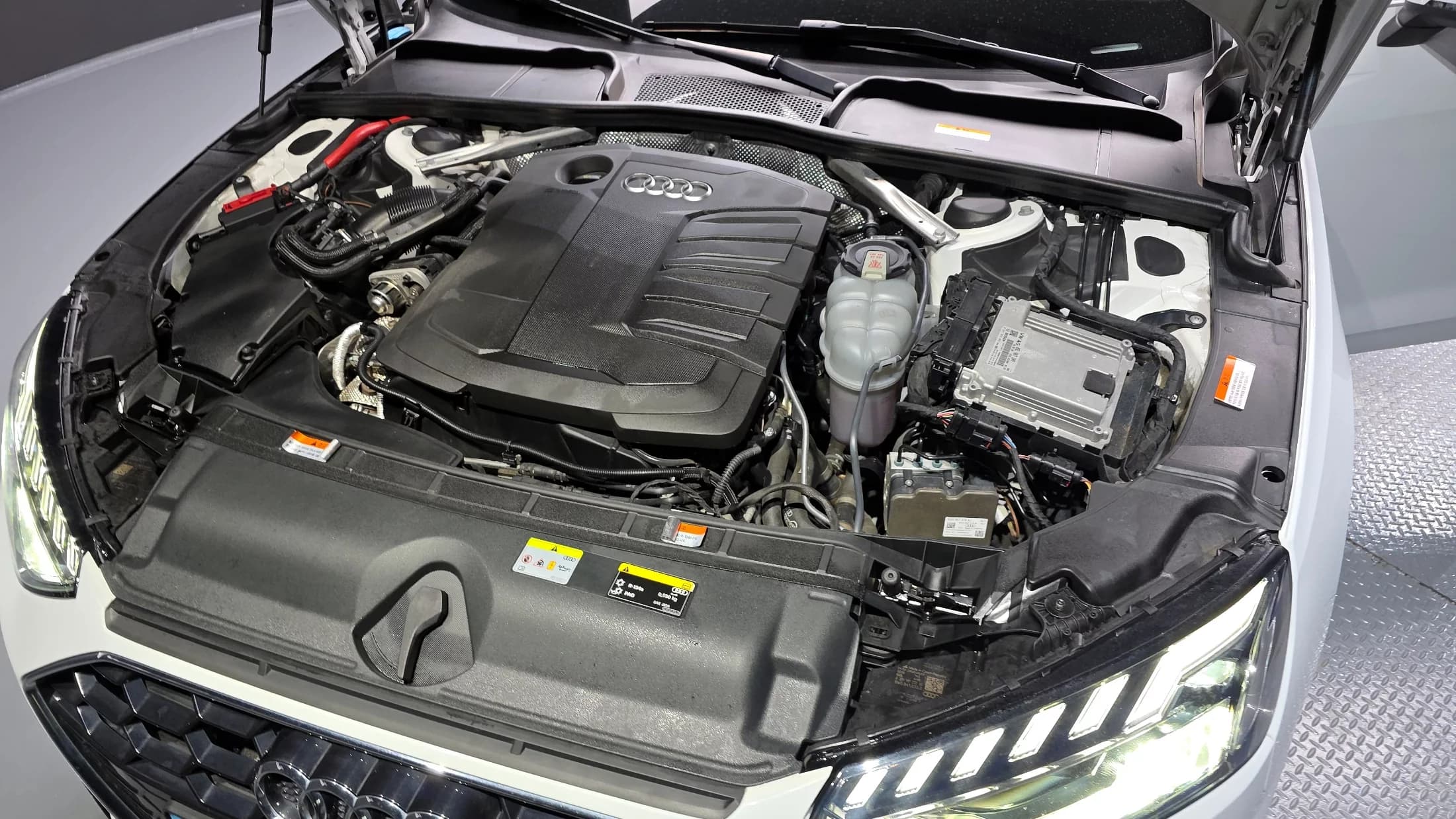 Audi A4 35 TDI Premium, 2021 г. 54871 км. — фото 6