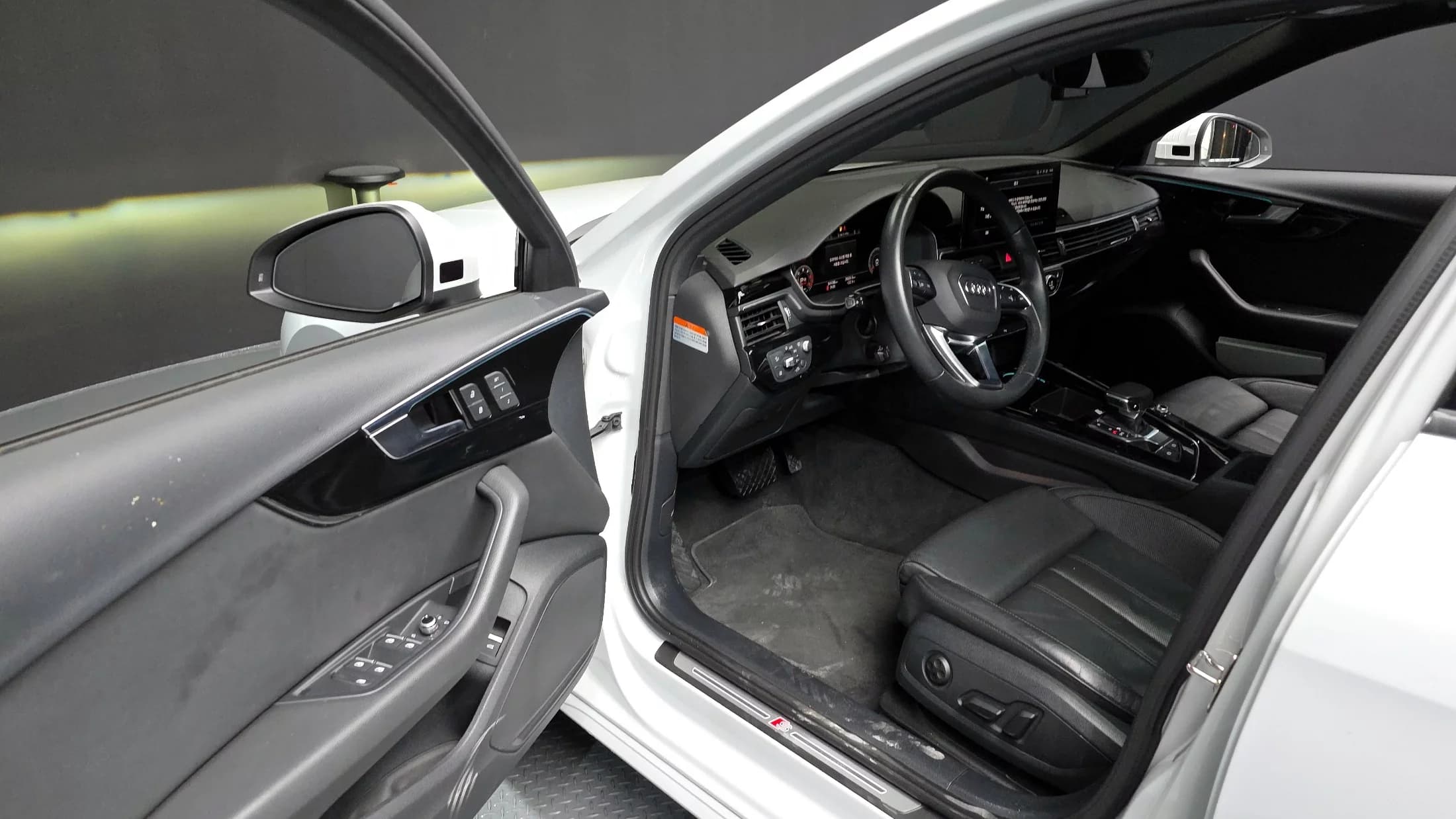 Audi A4 35 TDI Premium, 2021 г. 54871 км. — фото 10