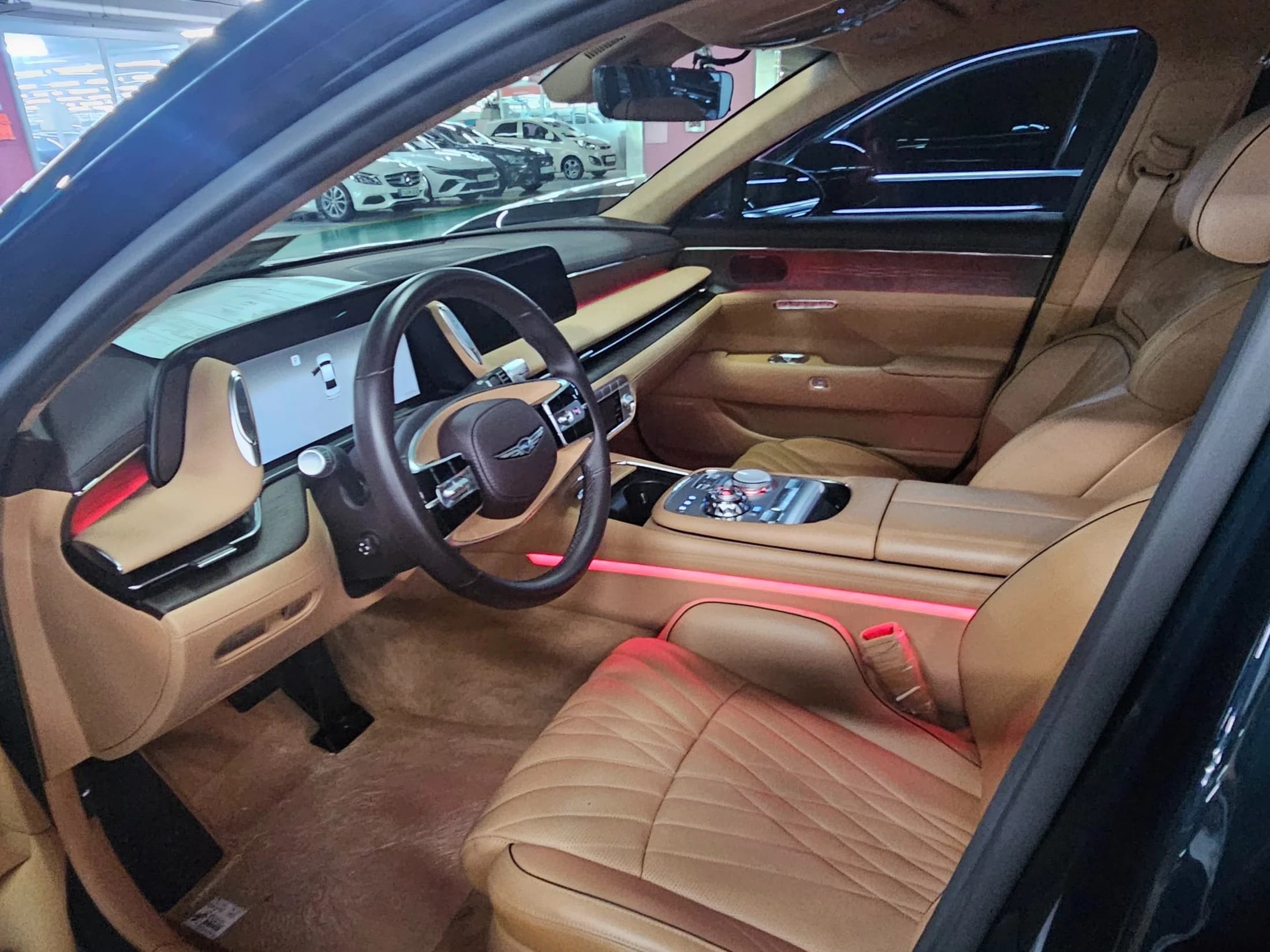 Genesis G90 Gasoline 3.5 Turbo AWD, 2022 г. 81115 км. — фото 5