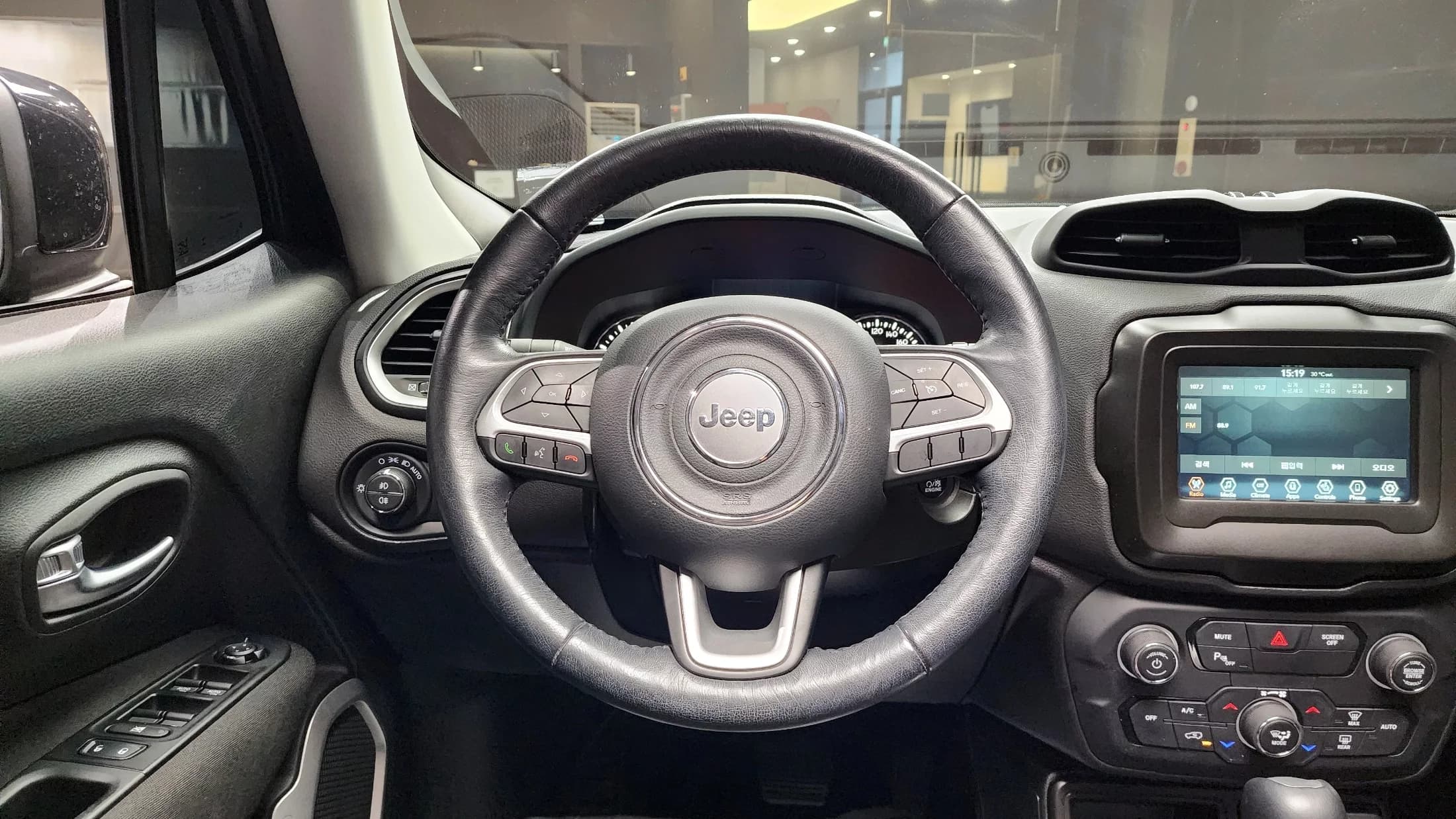 Jeep RENEGADE 2.4 Longitude, 2021 г. 34227 км. — фото 14