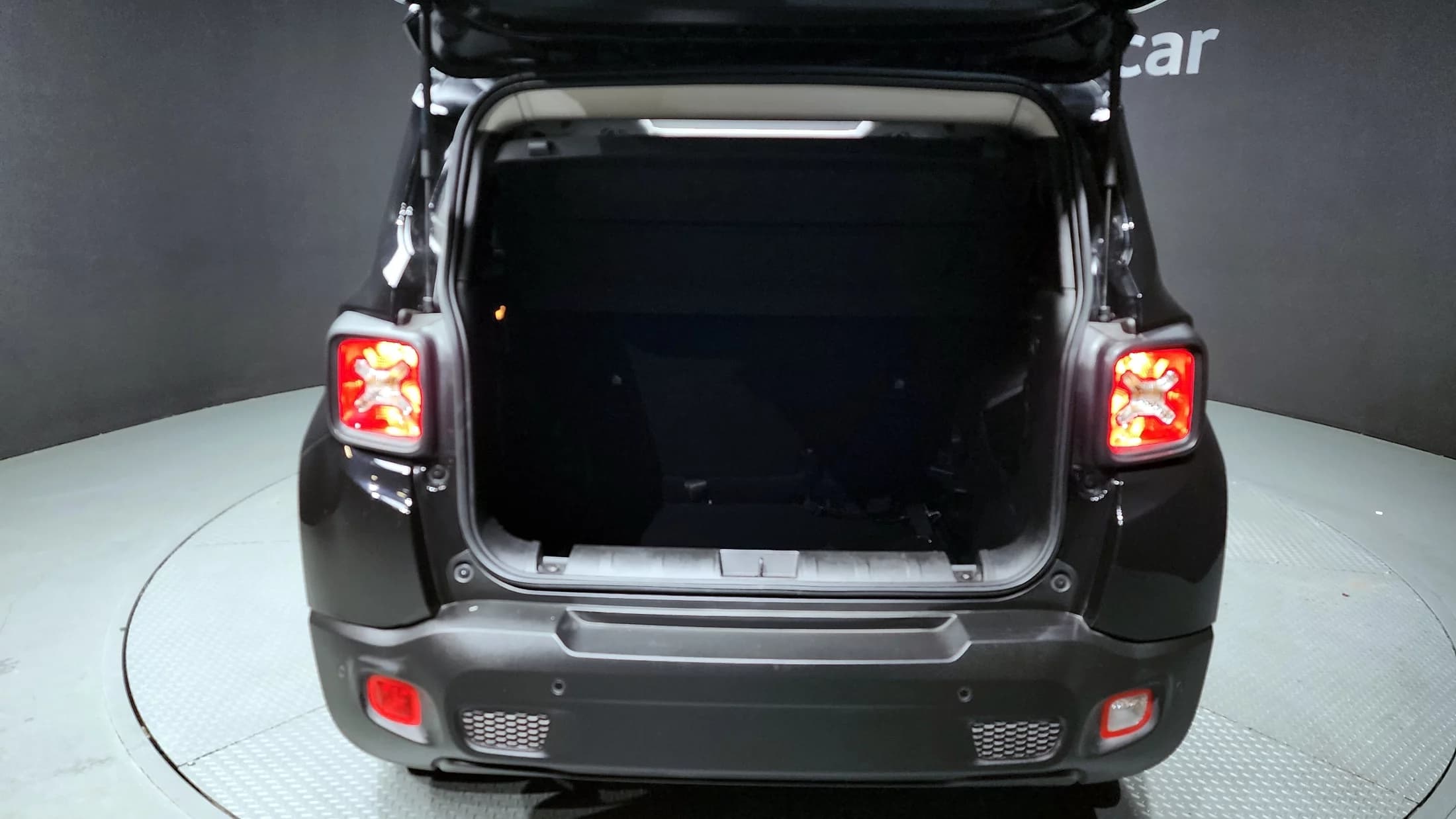 Jeep RENEGADE 2.4 Longitude, 2021 г. 34227 км. — фото 20