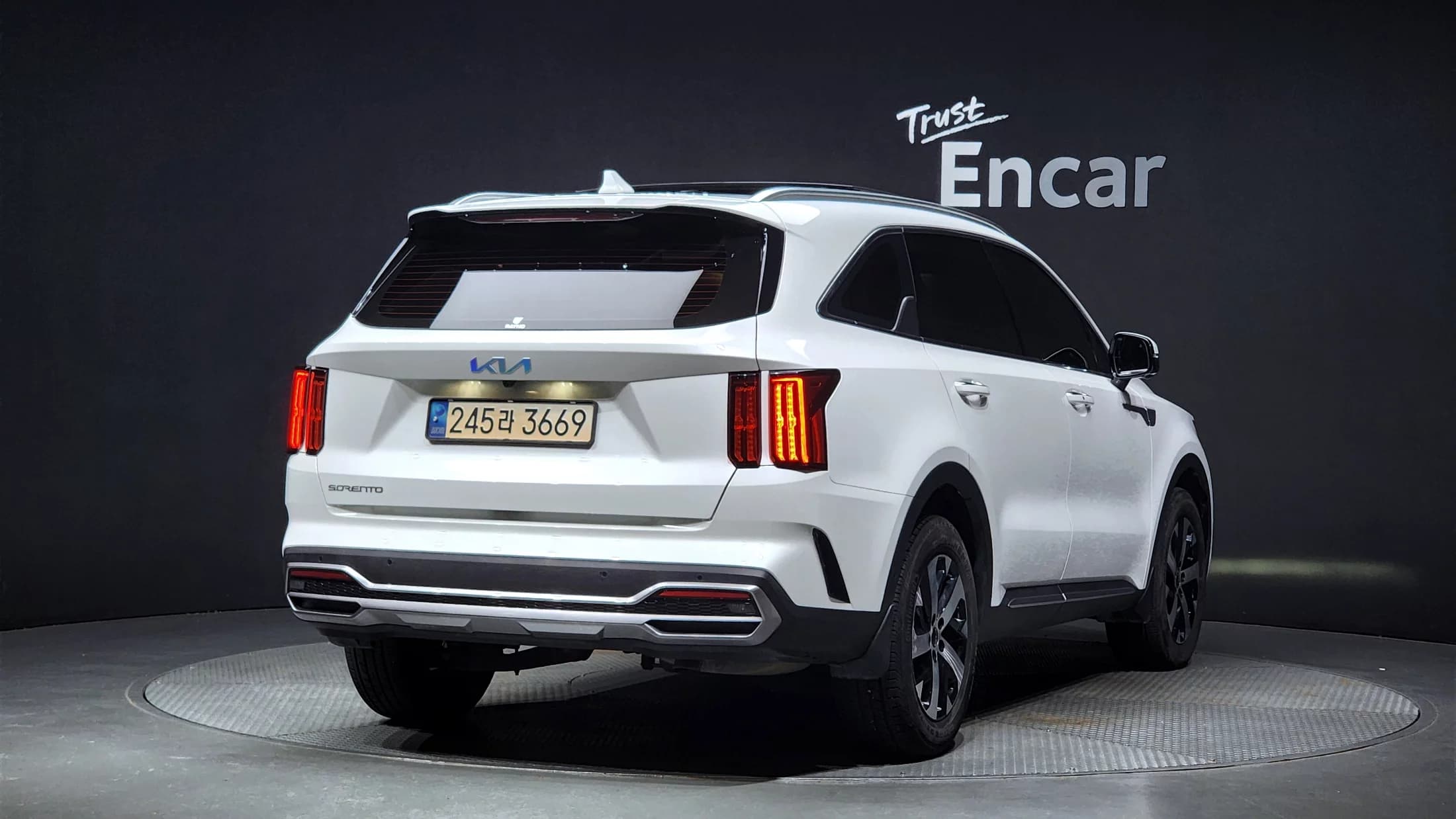 Kia Sorento Gasoline 2.5T 2WD Signature, 2023 г. 51369 км. — фото 2
