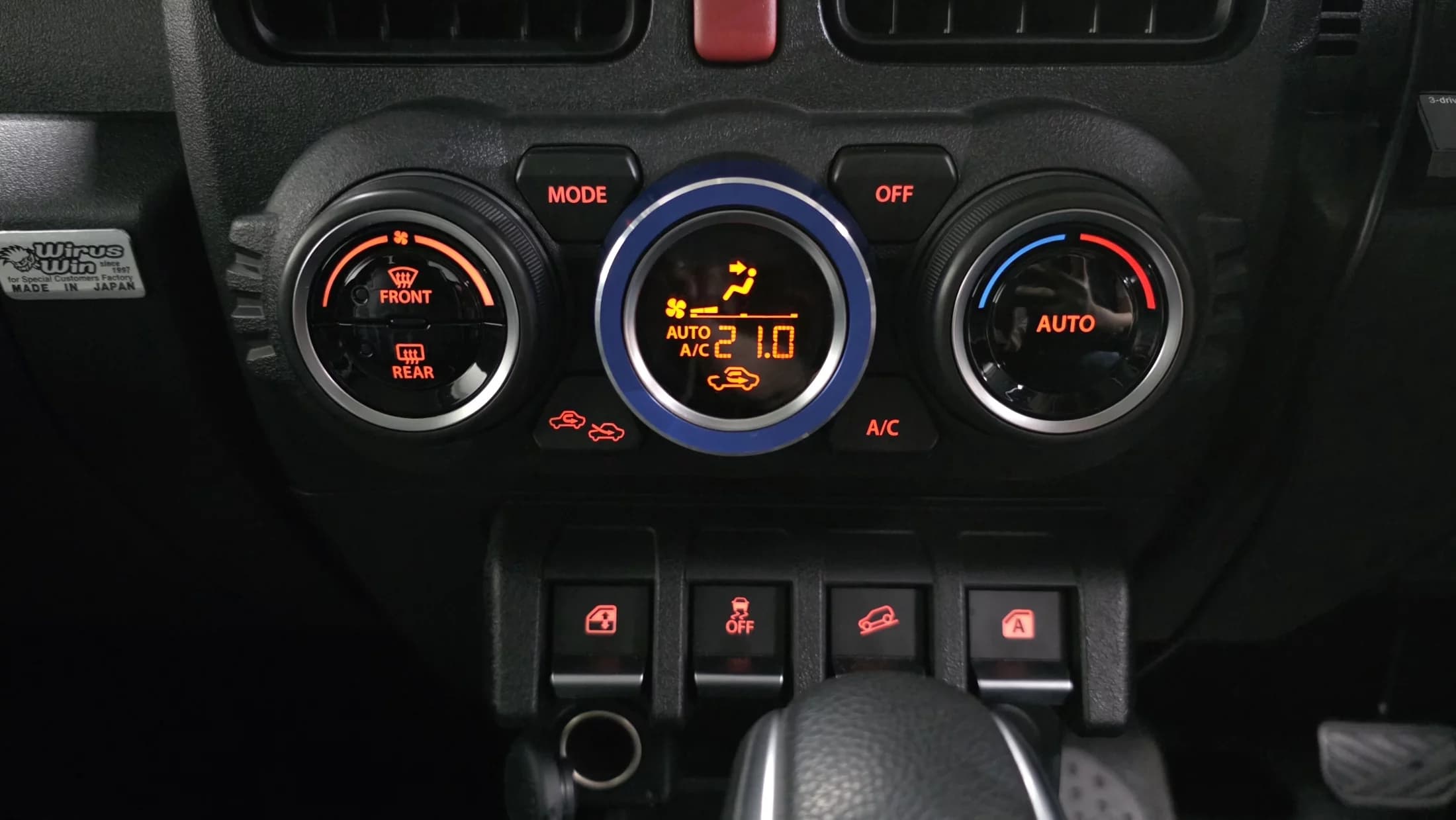 Suzuki JIMNY 0.6, 2022 г. 3388 км. — фото 15
