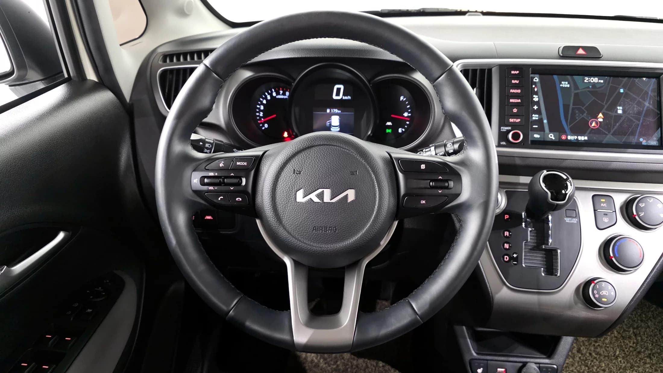 Kia RAY Prestige, 2021 г. 13727 км. — фото 14