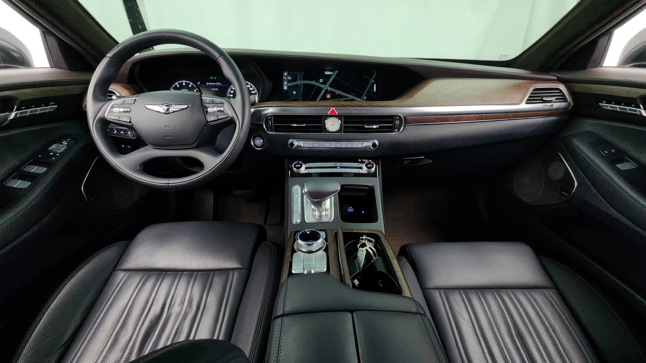 Genesis G90 5.0 AWD Prestige, 2021 г. 103384 км. — фото 7