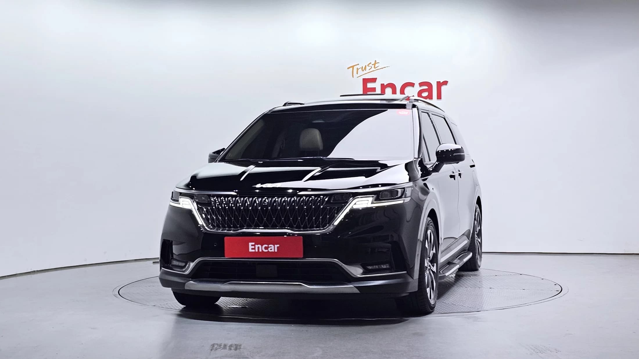 Kia Carnival Gasoline 7-Seater Signature, 2022 г. 24475 км. — фото 3