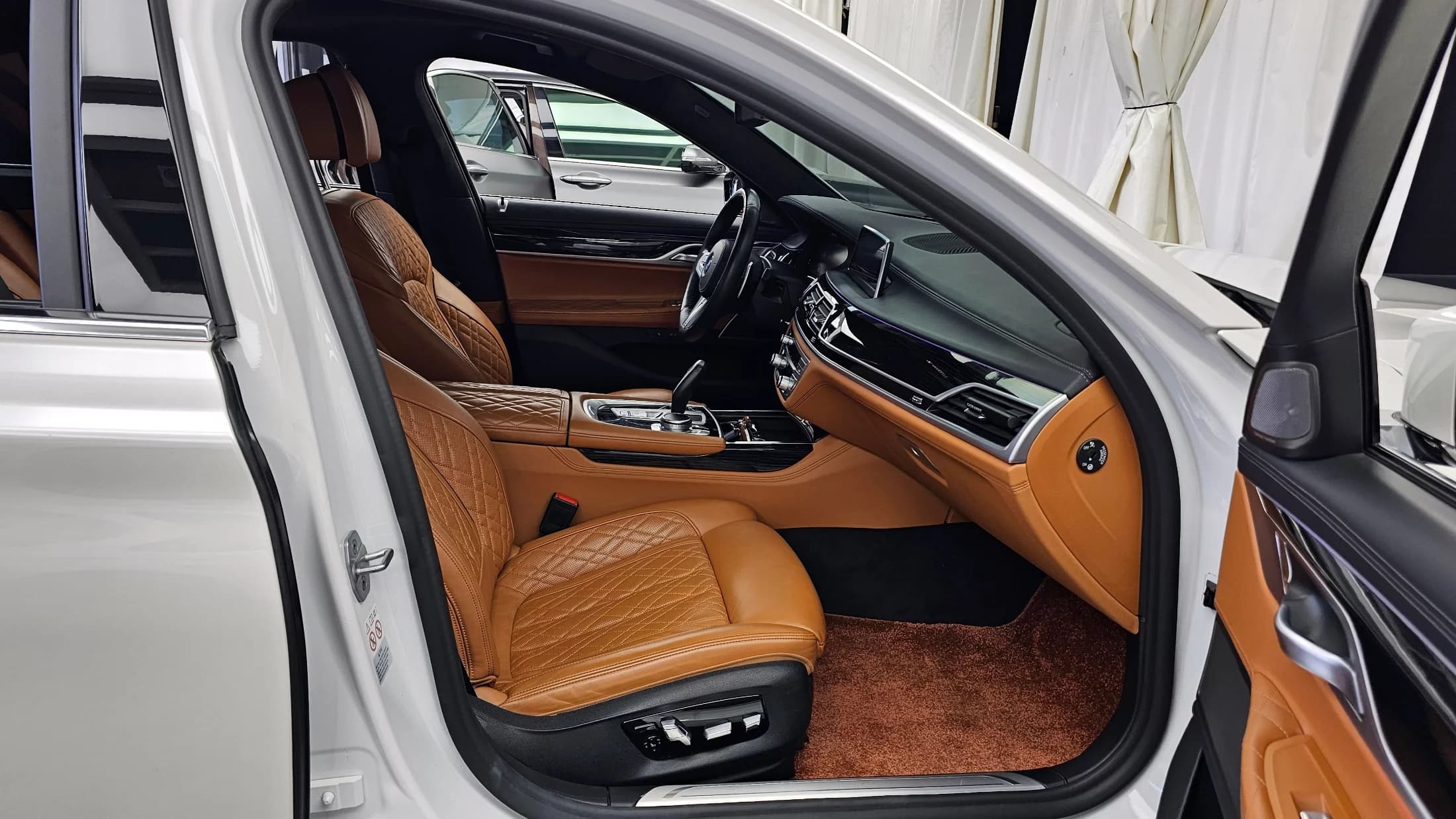 BMW 7-Series 740i M Sport, 2021 г. 84026 км. — фото 11